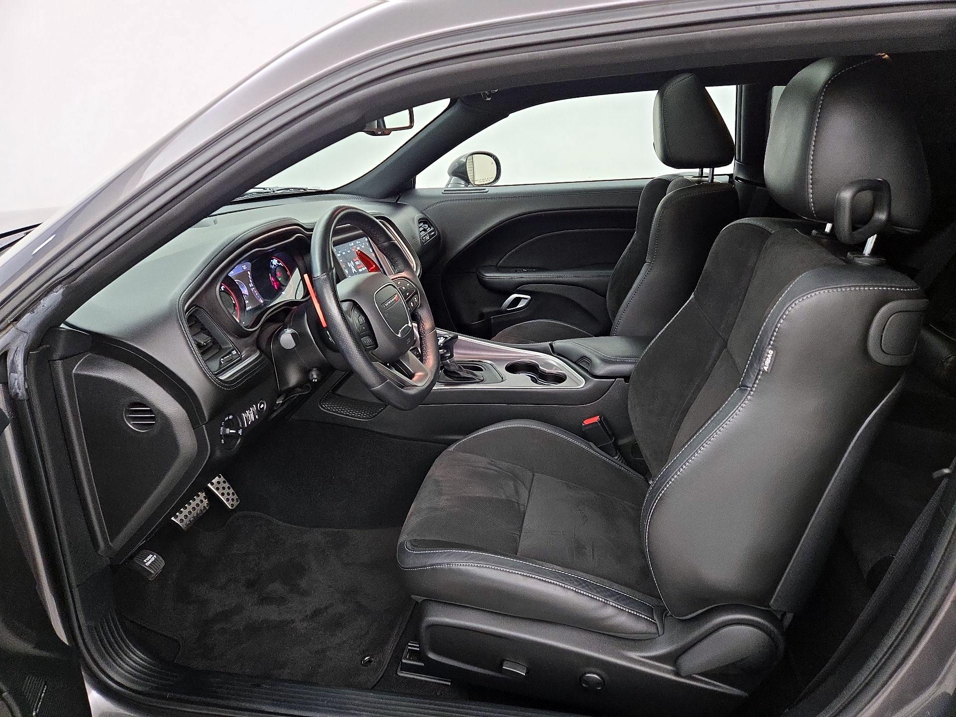 Thumbnail: 2022 Dodge Challenger - 11