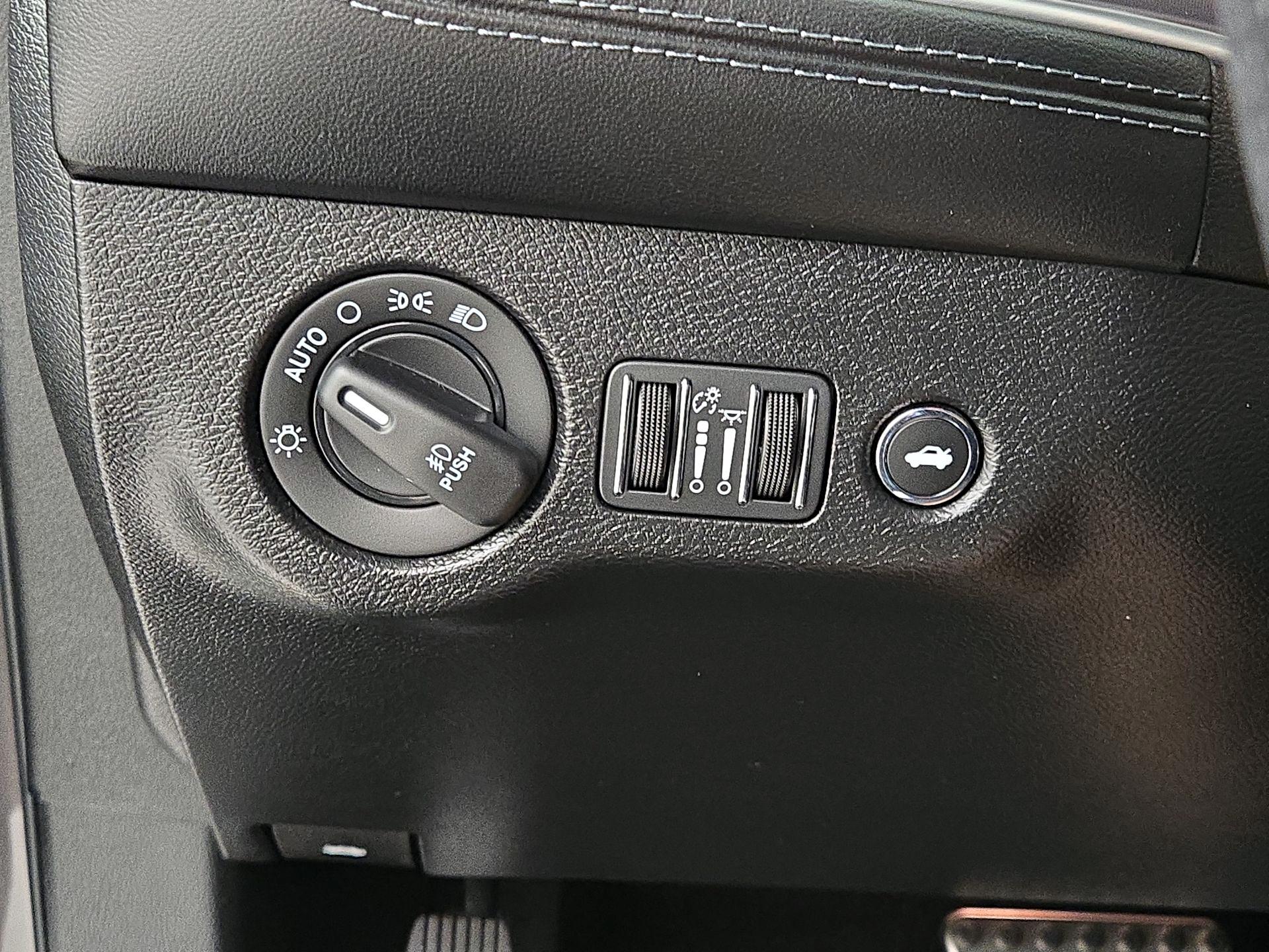 Thumbnail: 2022 Dodge Challenger - 13