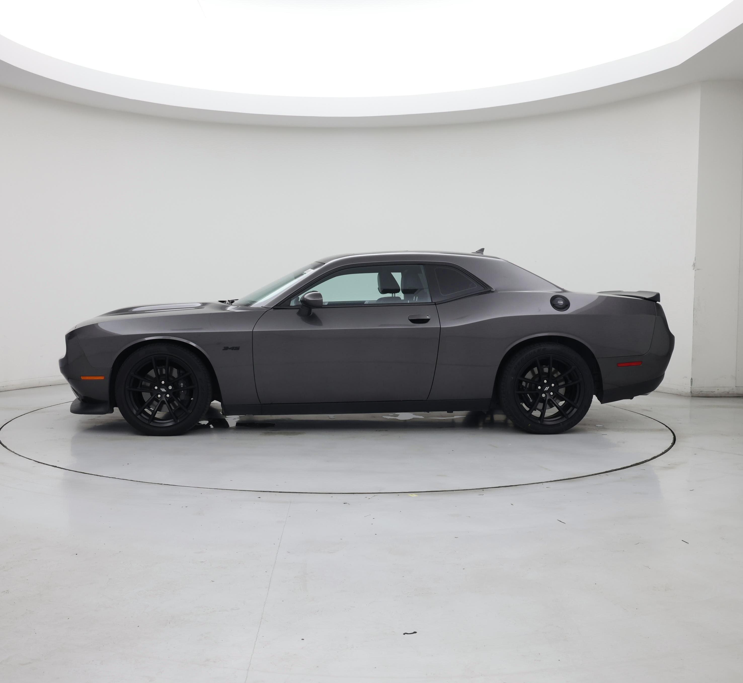 Thumbnail: 2022 Dodge Challenger - 3