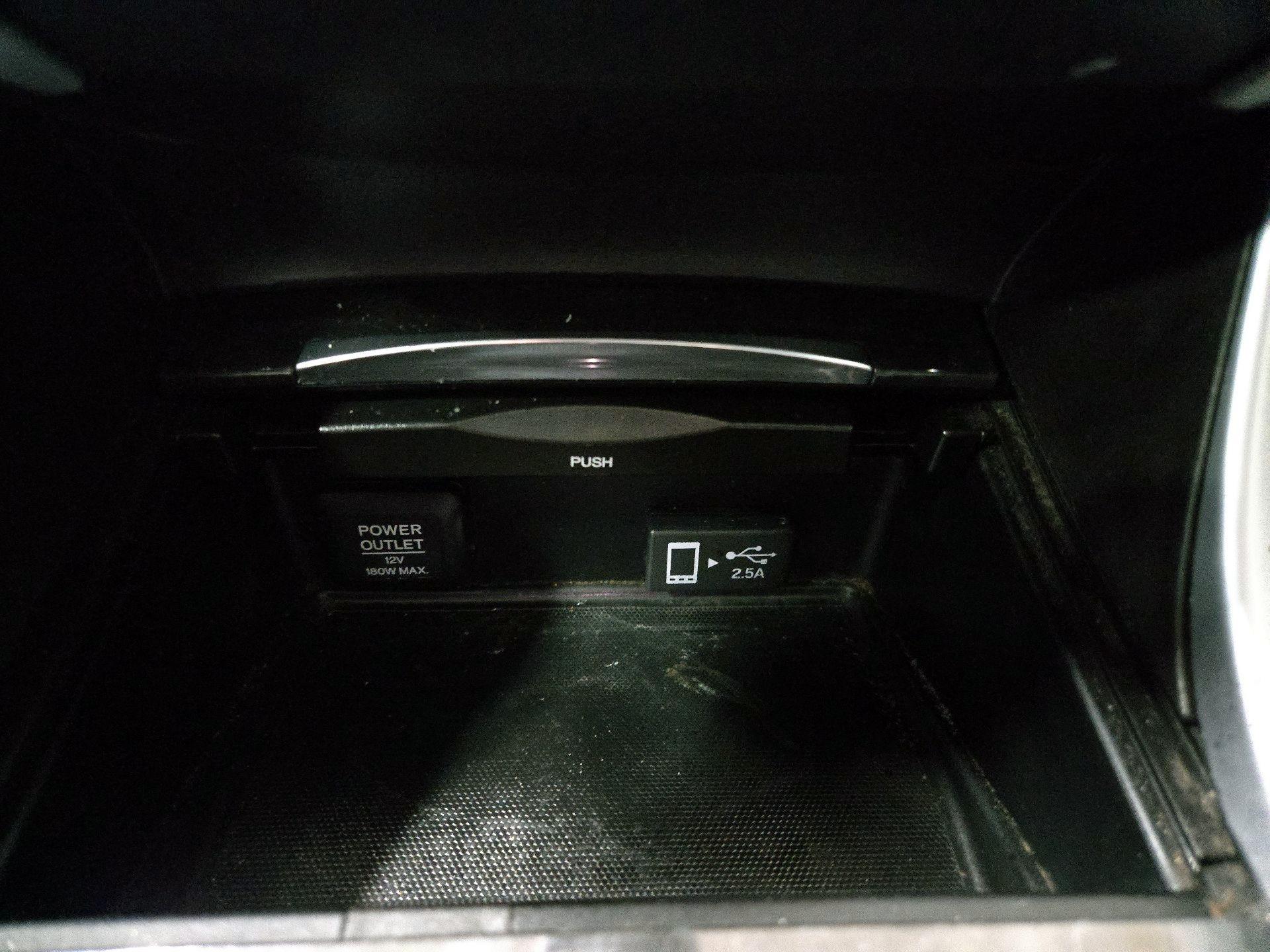 Thumbnail: 2018 Acura TLX - 19