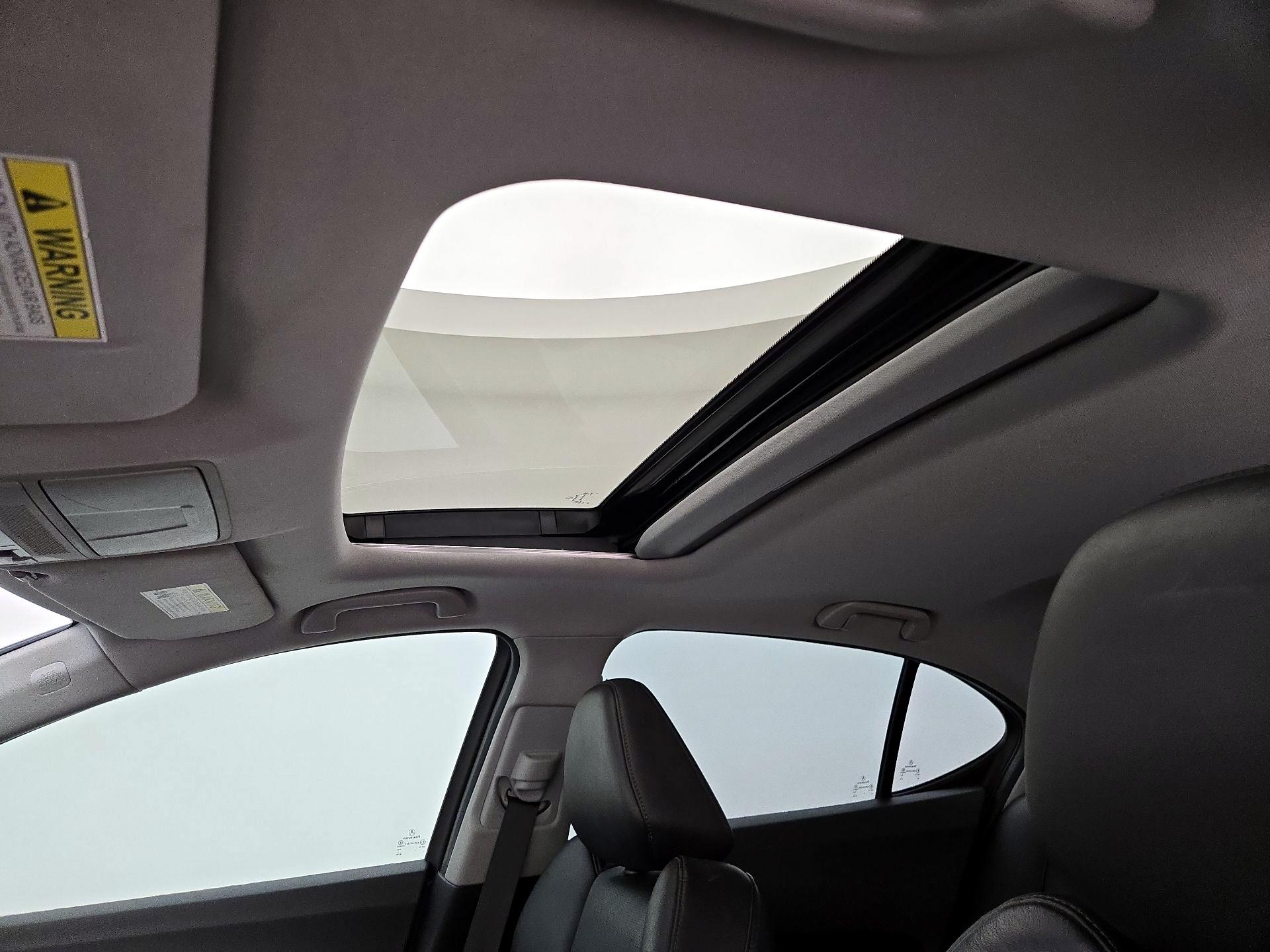 Thumbnail: 2018 Acura TLX - 20