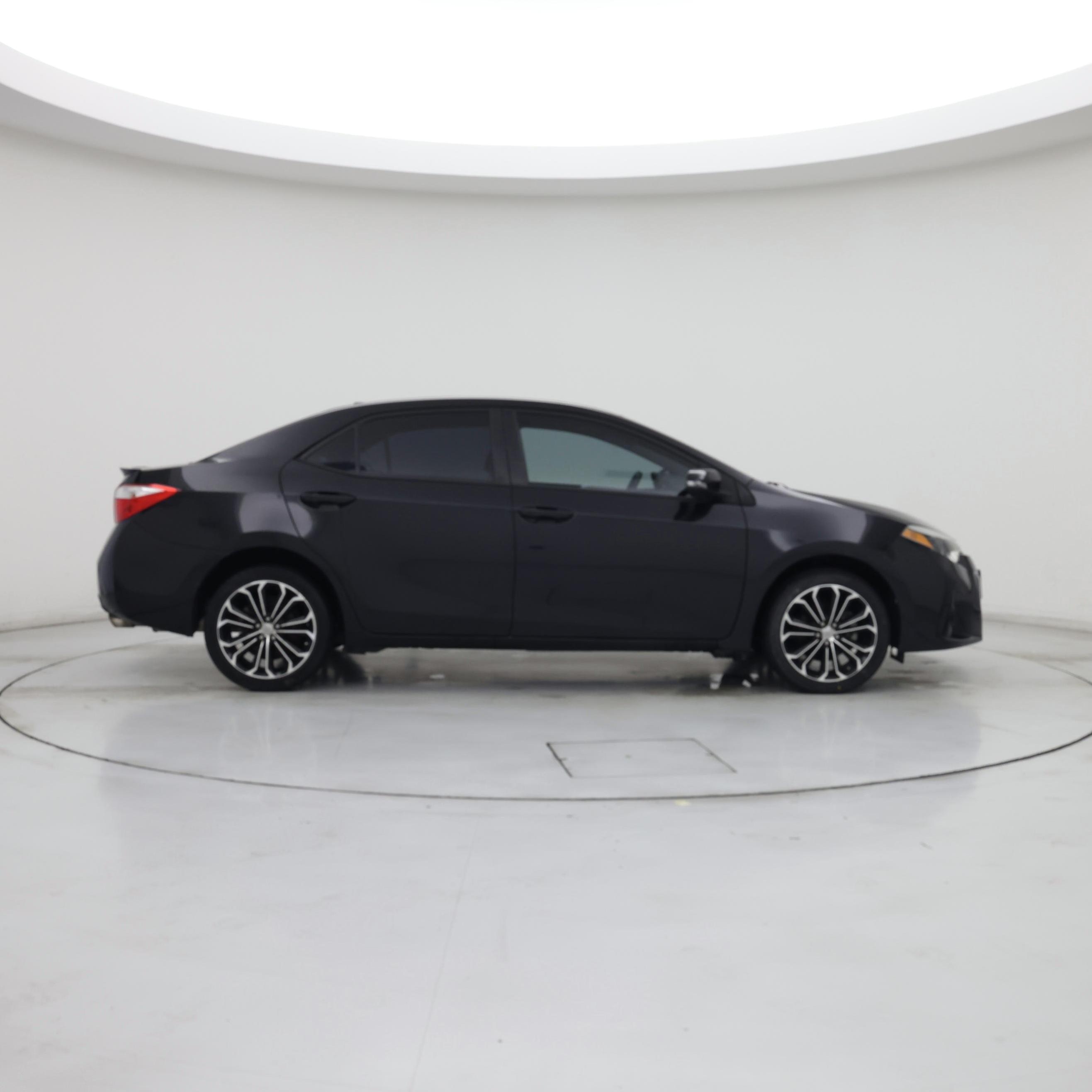 Thumbnail: 2015 Toyota Corolla - 7
