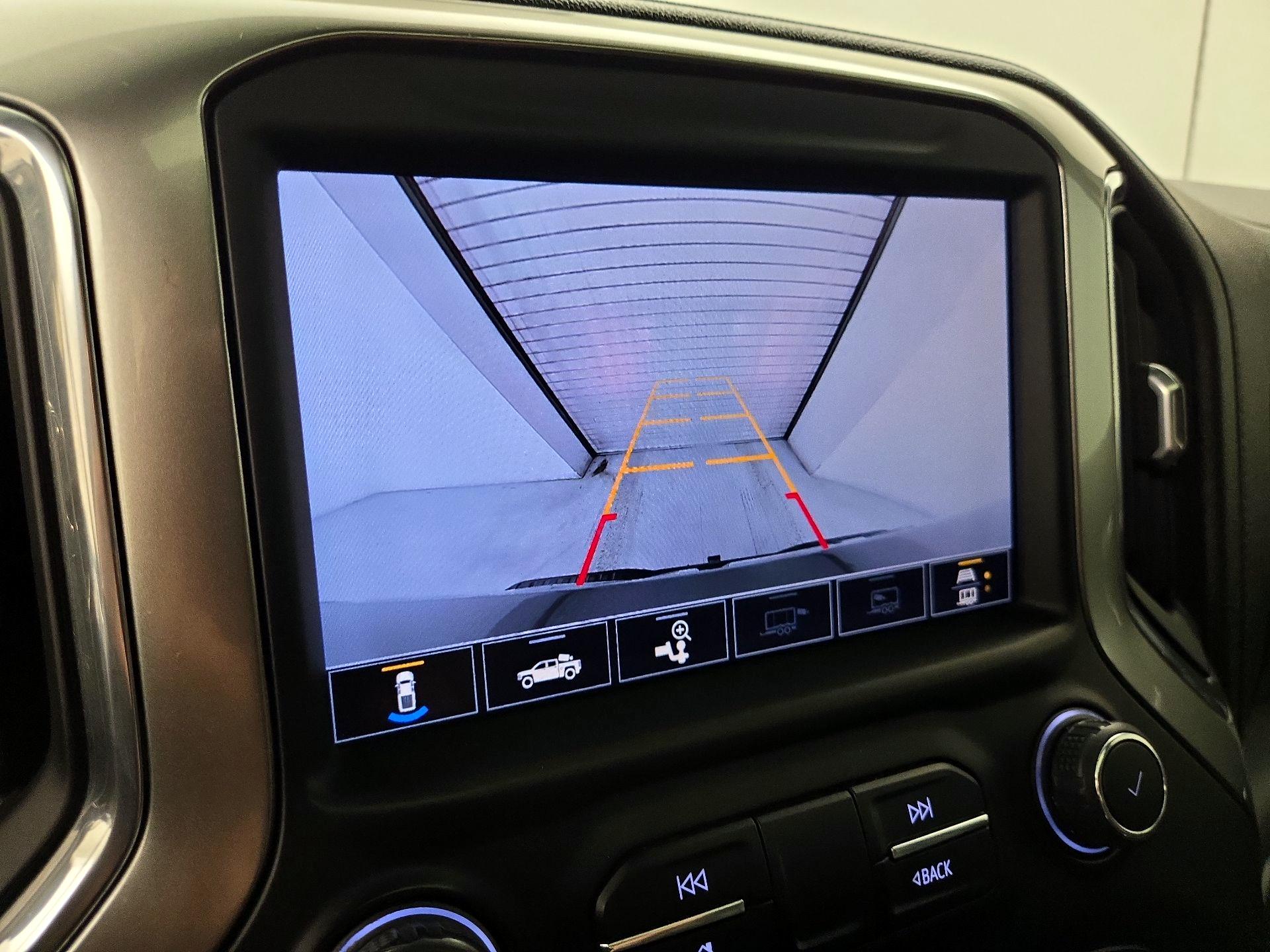 Thumbnail: 2020 Chevrolet Silverado 1500 - 14