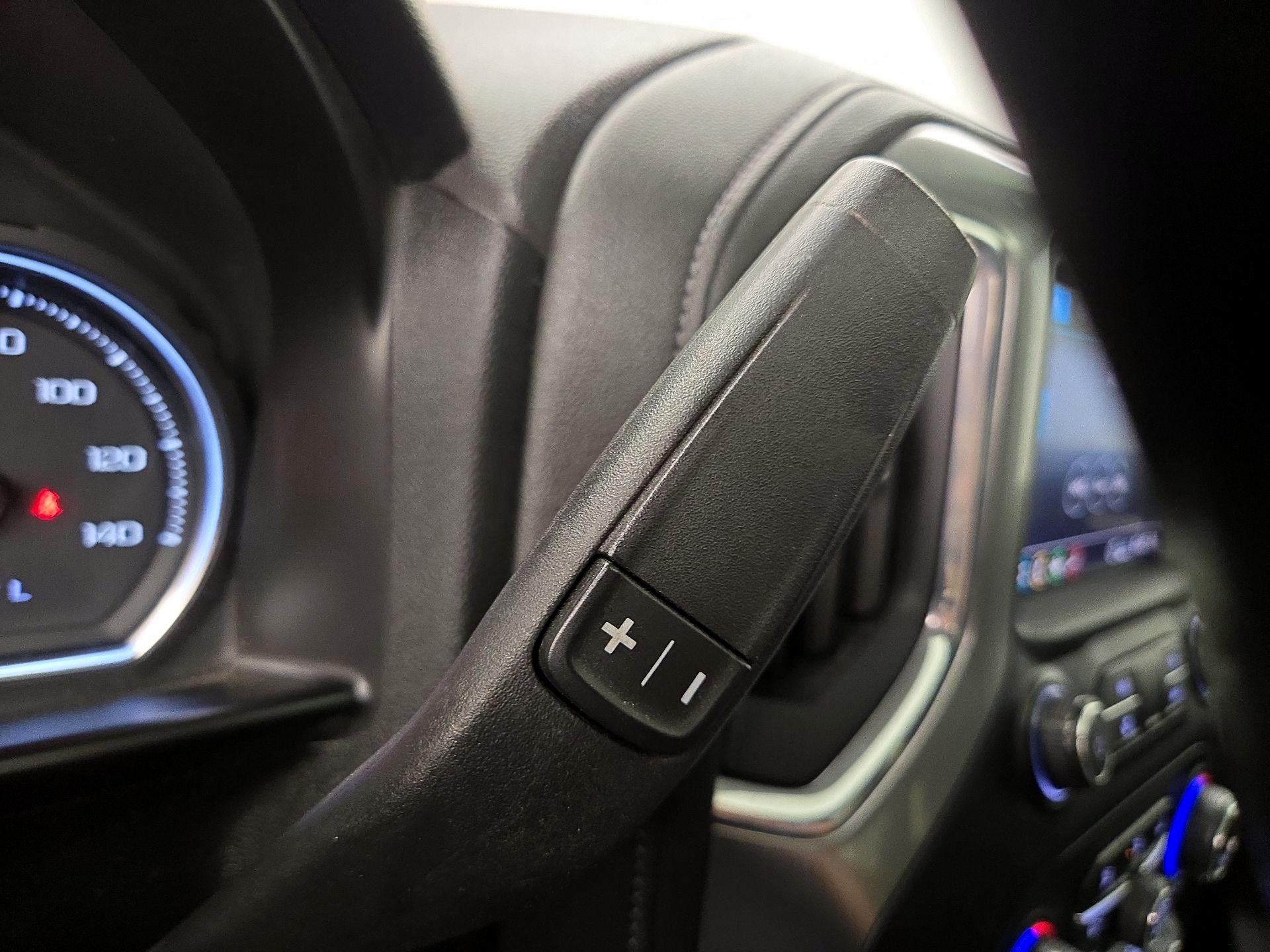 Thumbnail: 2020 Chevrolet Silverado 1500 - 17