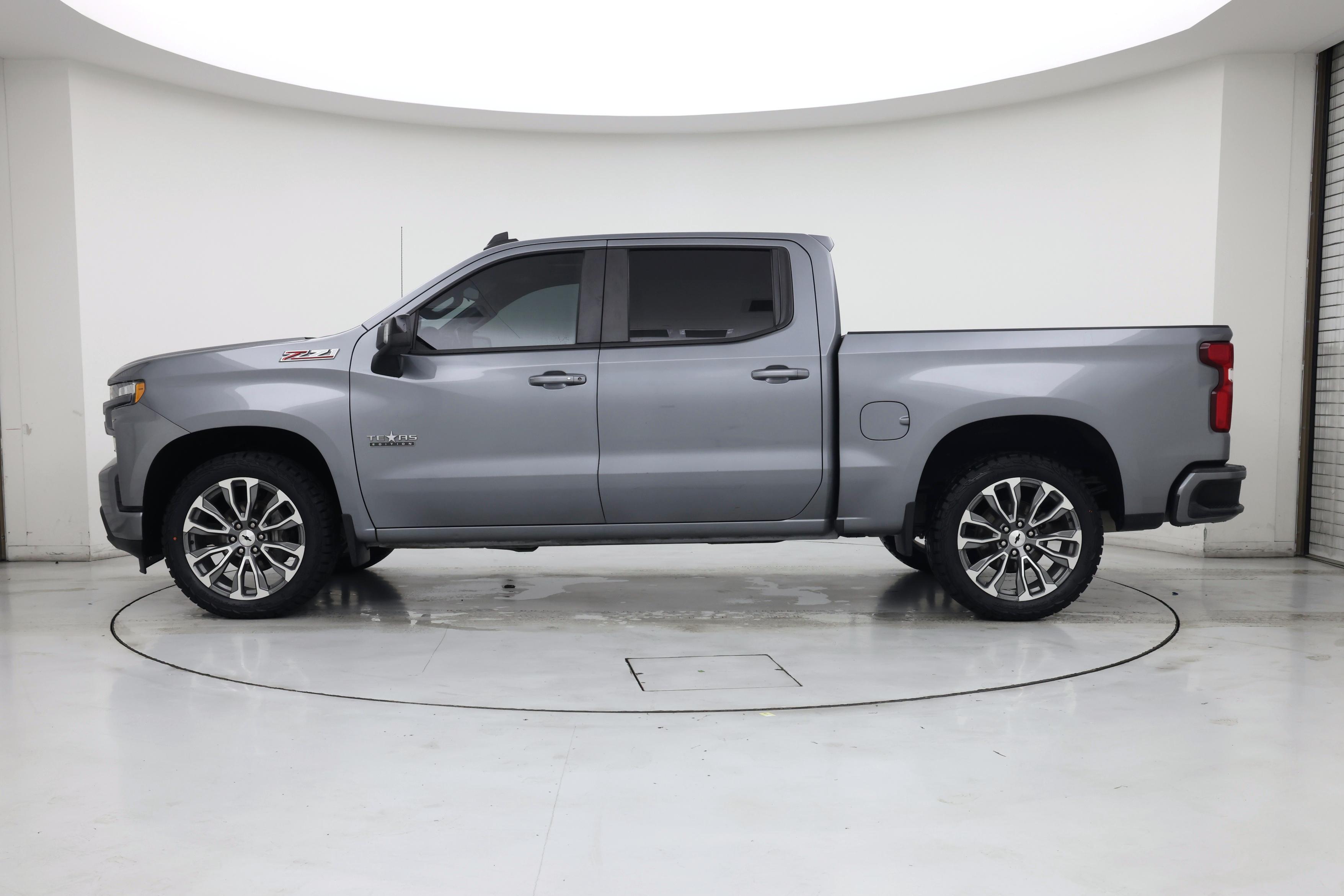 Thumbnail: 2020 Chevrolet Silverado 1500 - 3