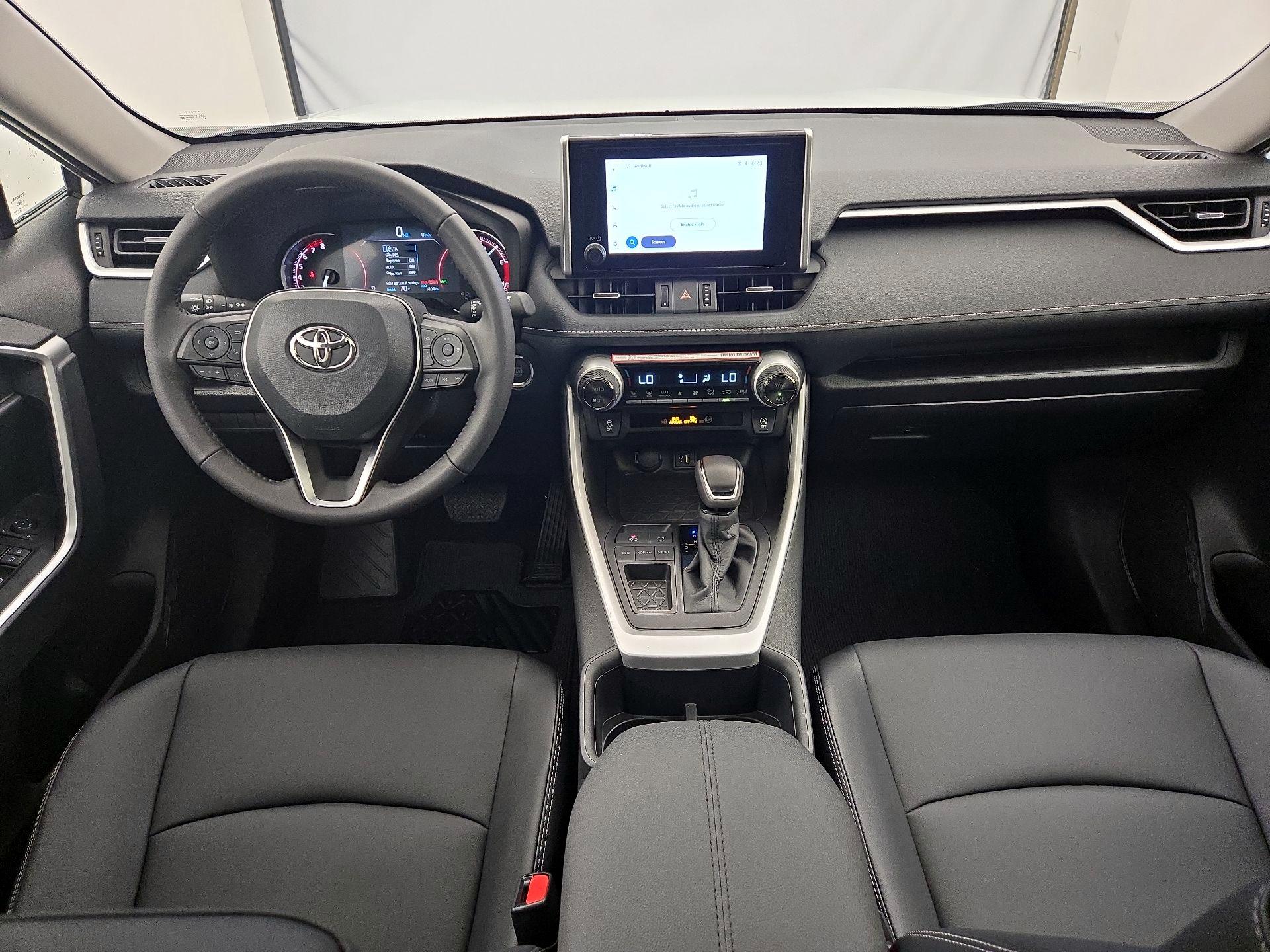 Thumbnail: 2025 Toyota RAV4 - 9