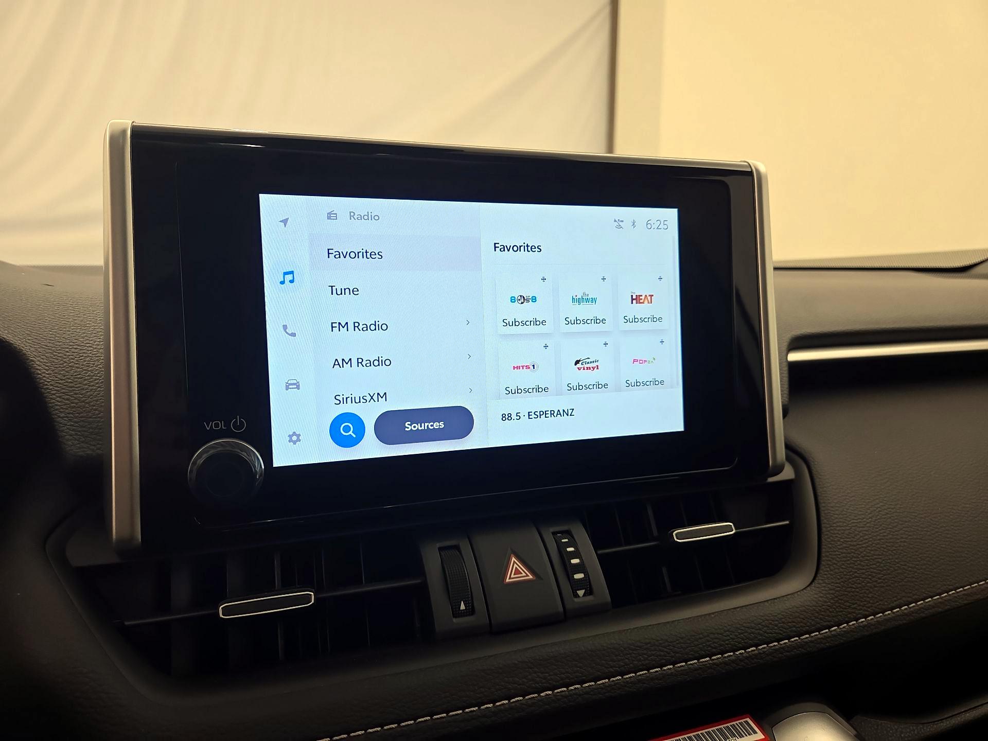 Thumbnail: 2025 Toyota RAV4 - 15