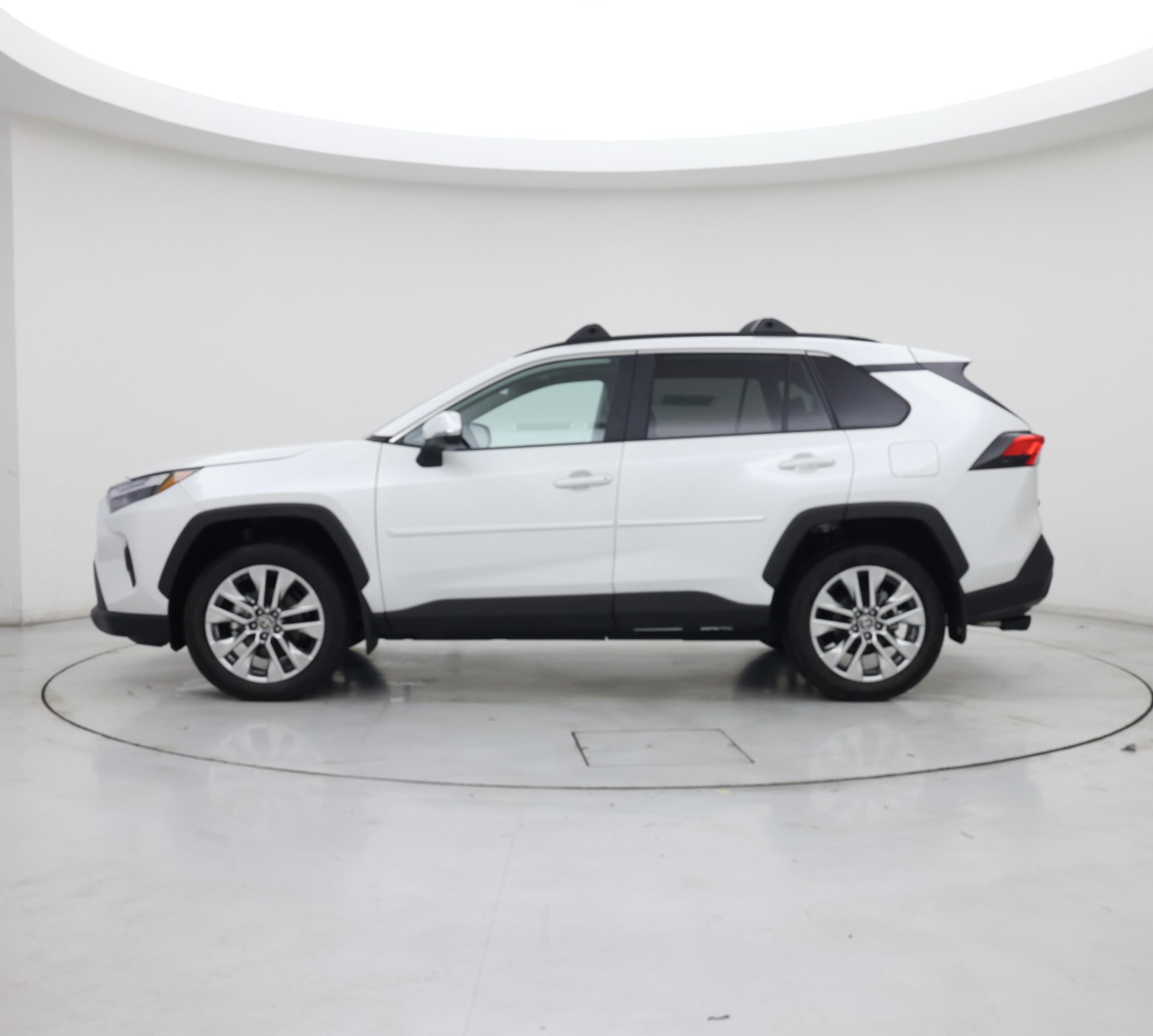 Thumbnail: 2025 Toyota RAV4 - 3