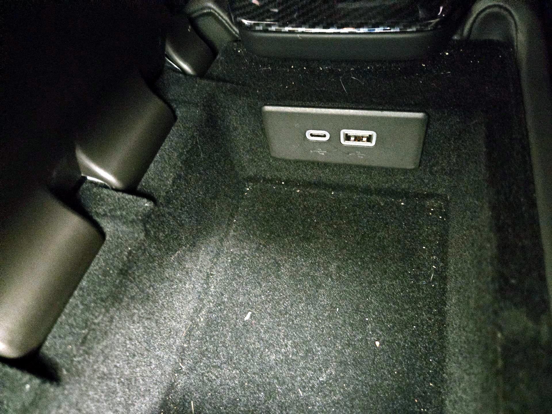 Thumbnail: 2024 Chevrolet Corvette - 19