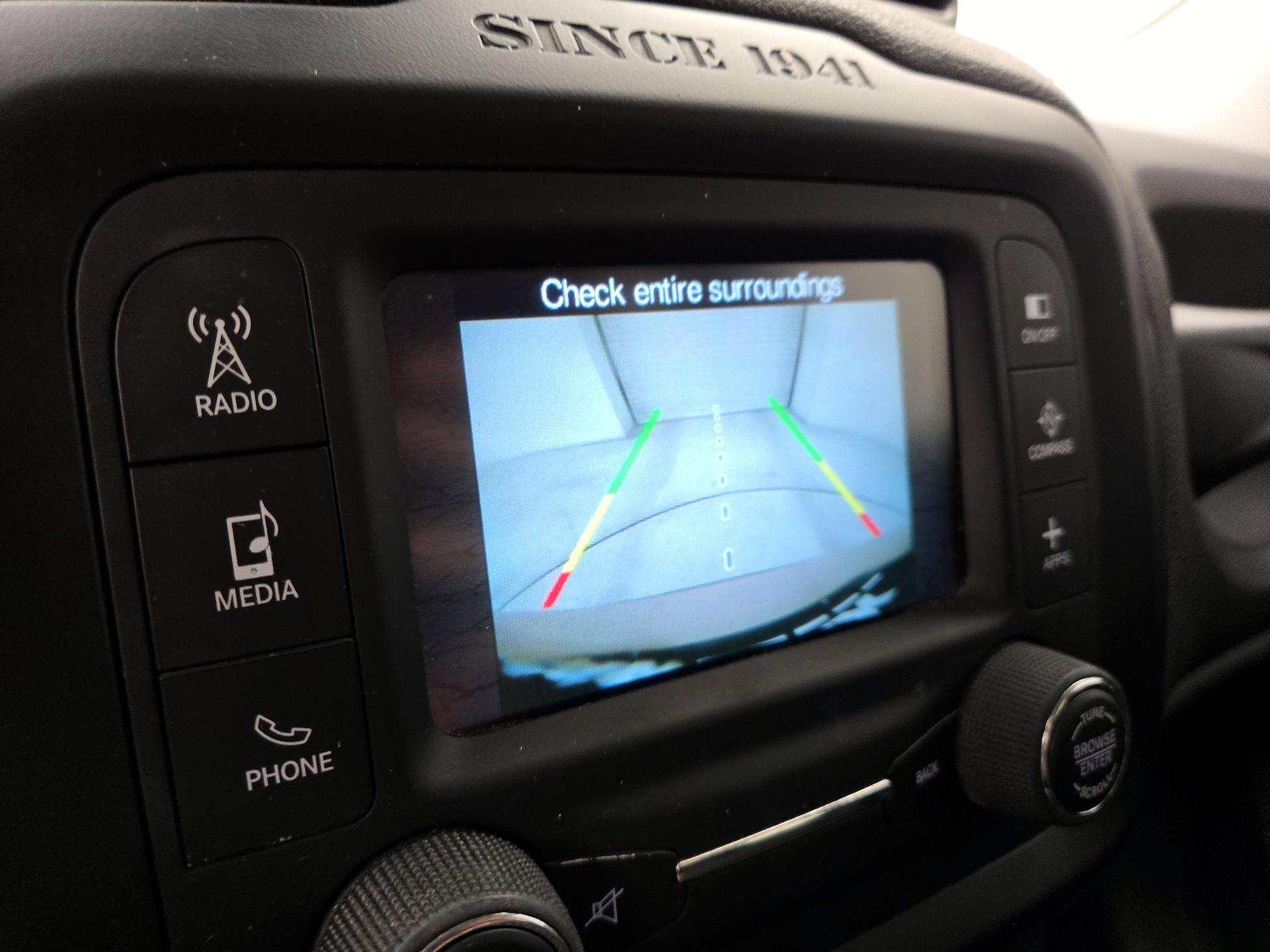 Thumbnail: 2016 Jeep Renegade - 14