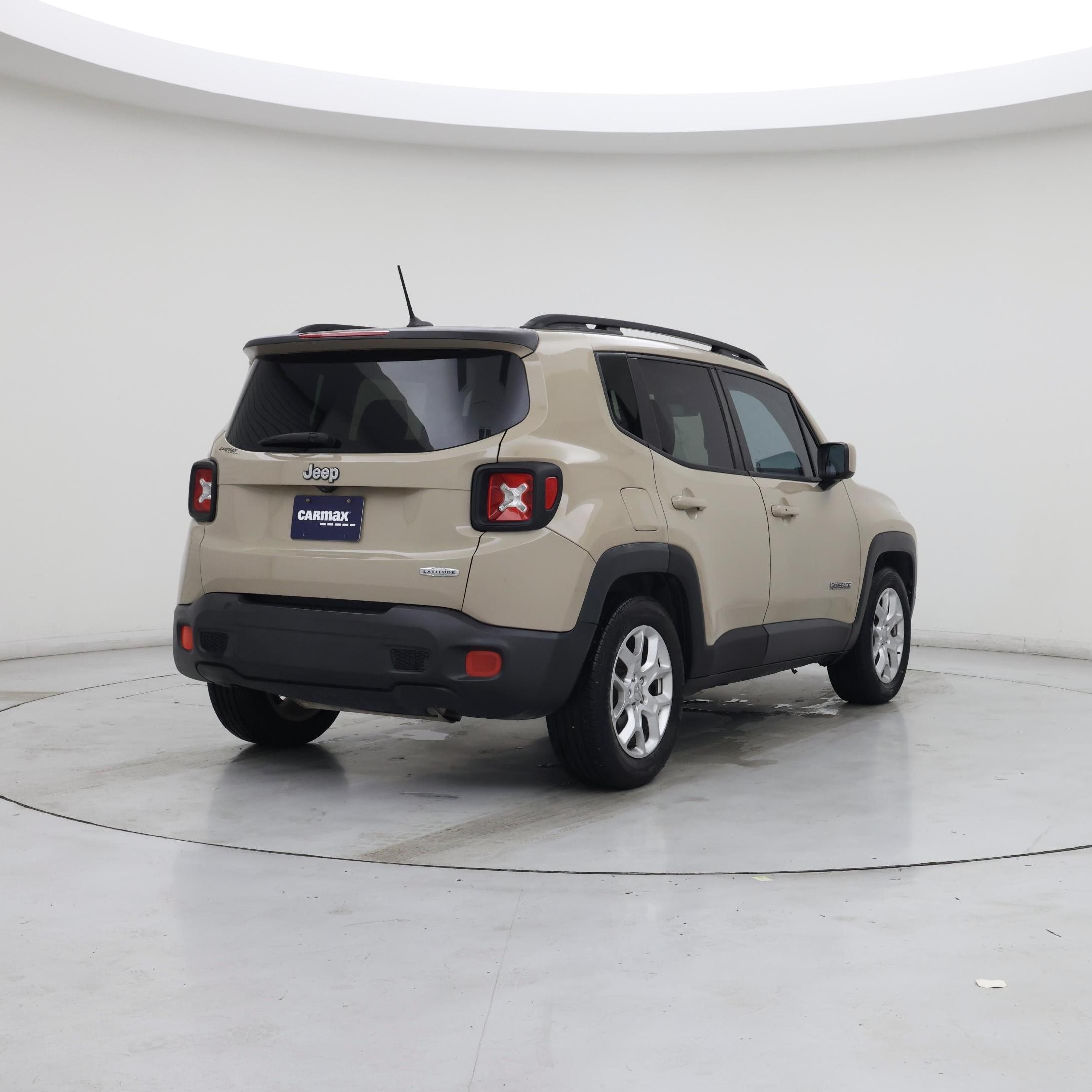 Thumbnail: 2016 Jeep Renegade - 8