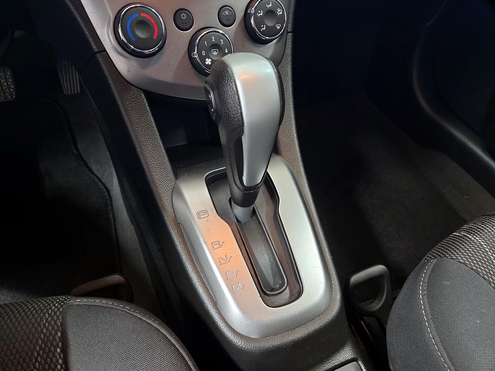 Thumbnail: 2019 Chevrolet Sonic - 15