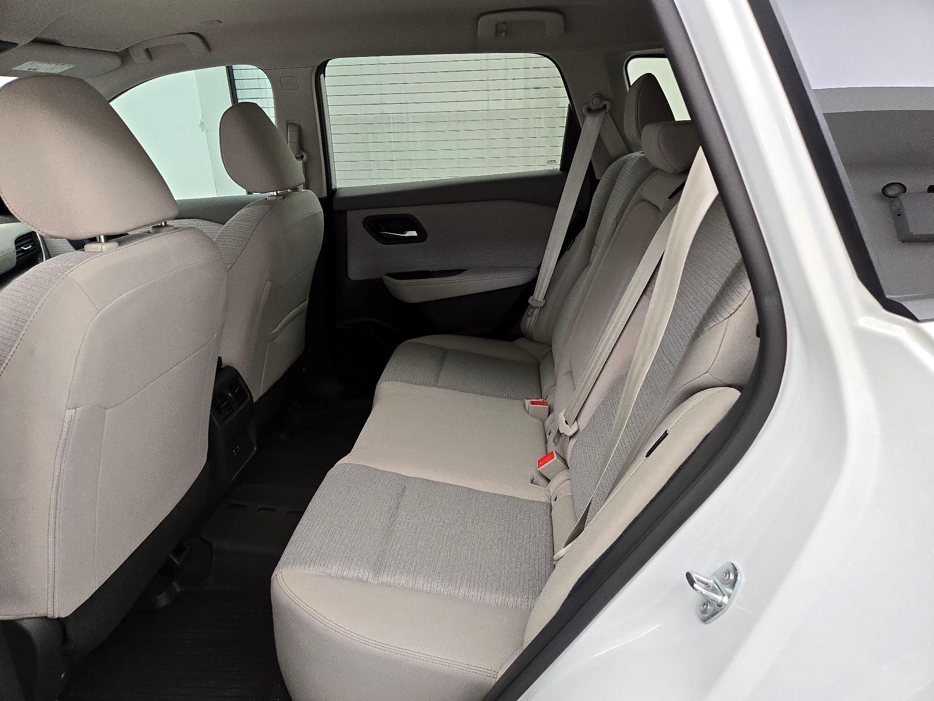 Thumbnail: 2023 Nissan Rogue - 19