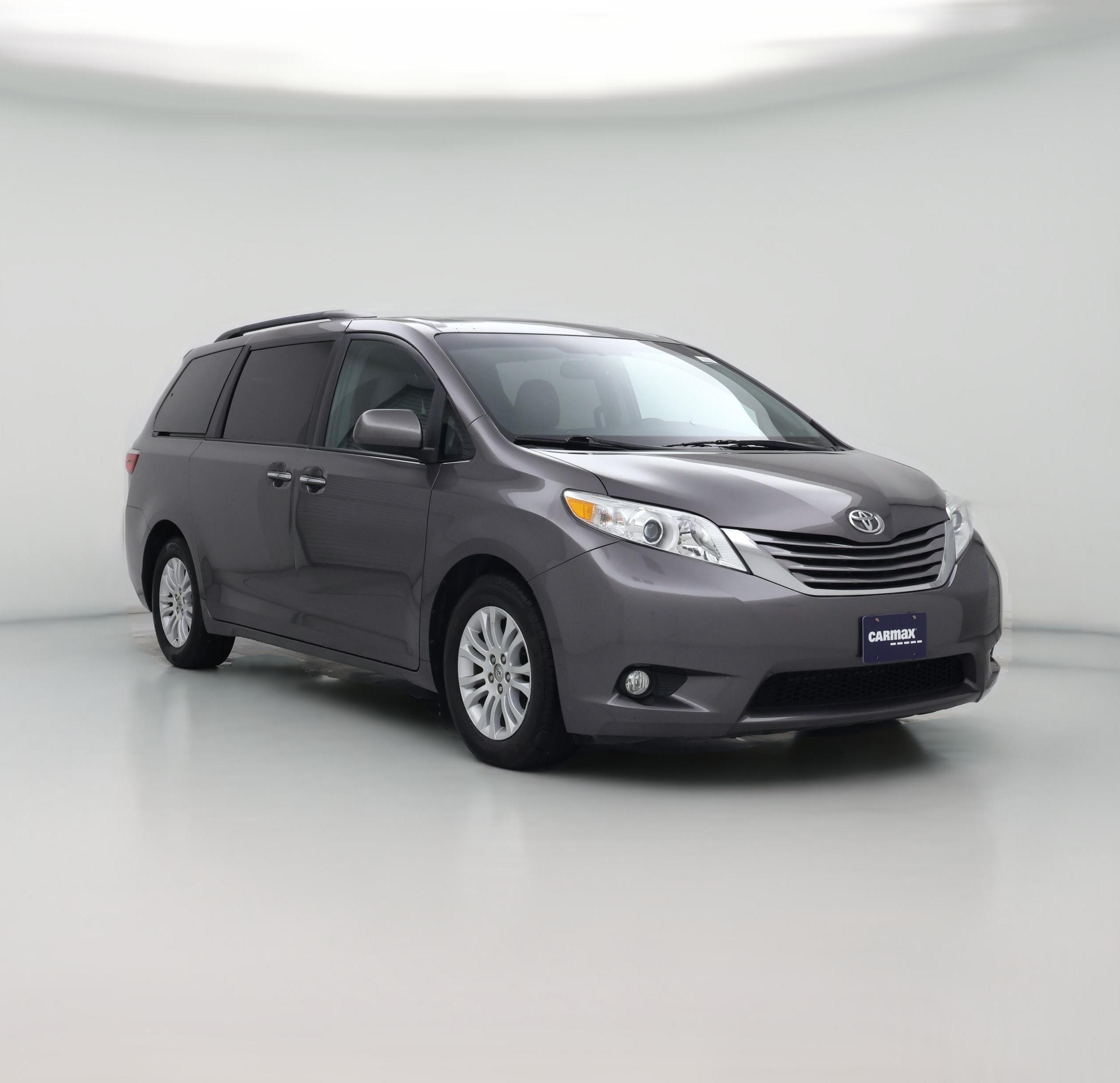 Thumbnail: 2015 Toyota Sienna - 1