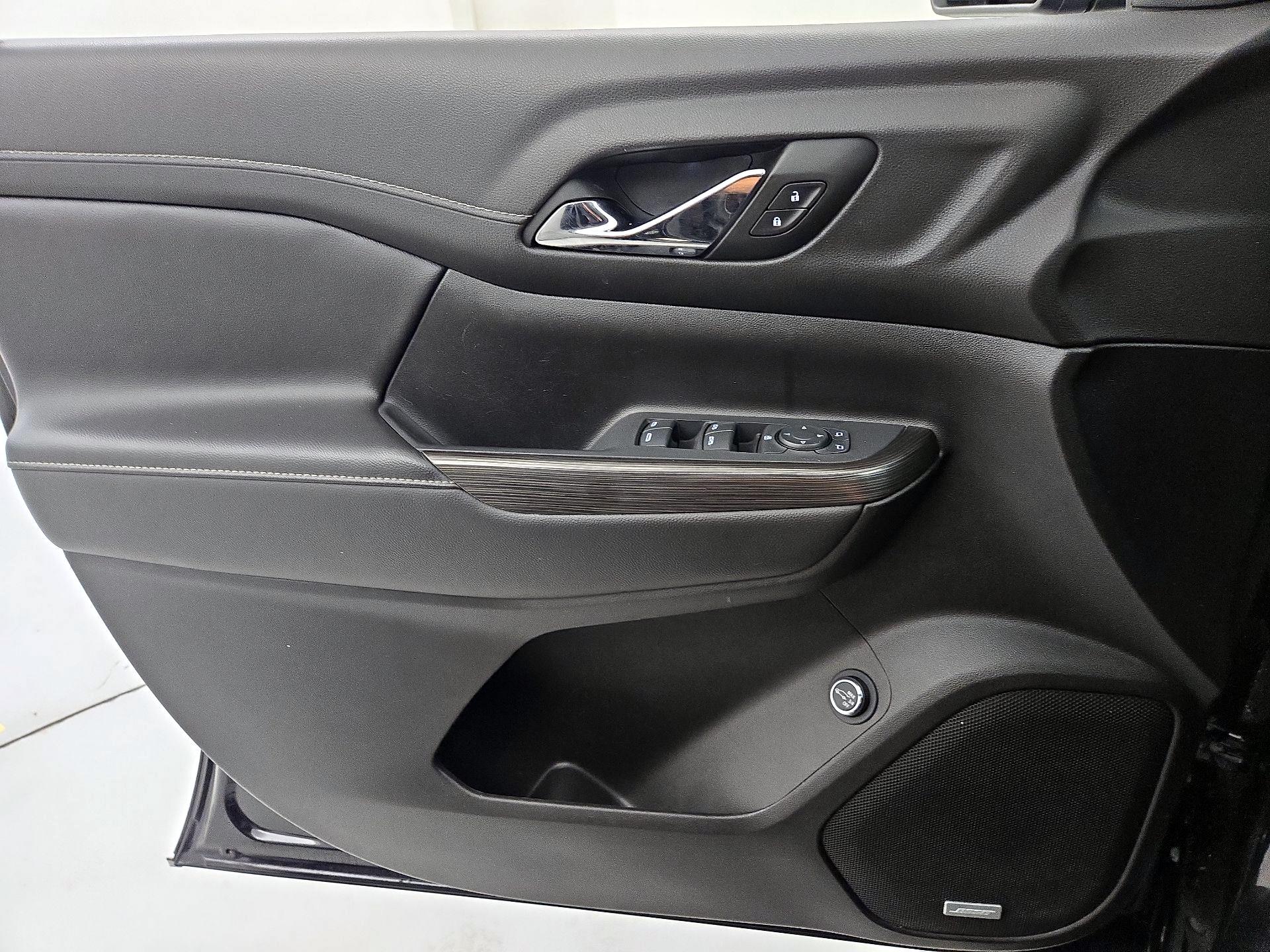 Thumbnail: 2023 GMC Acadia - 12