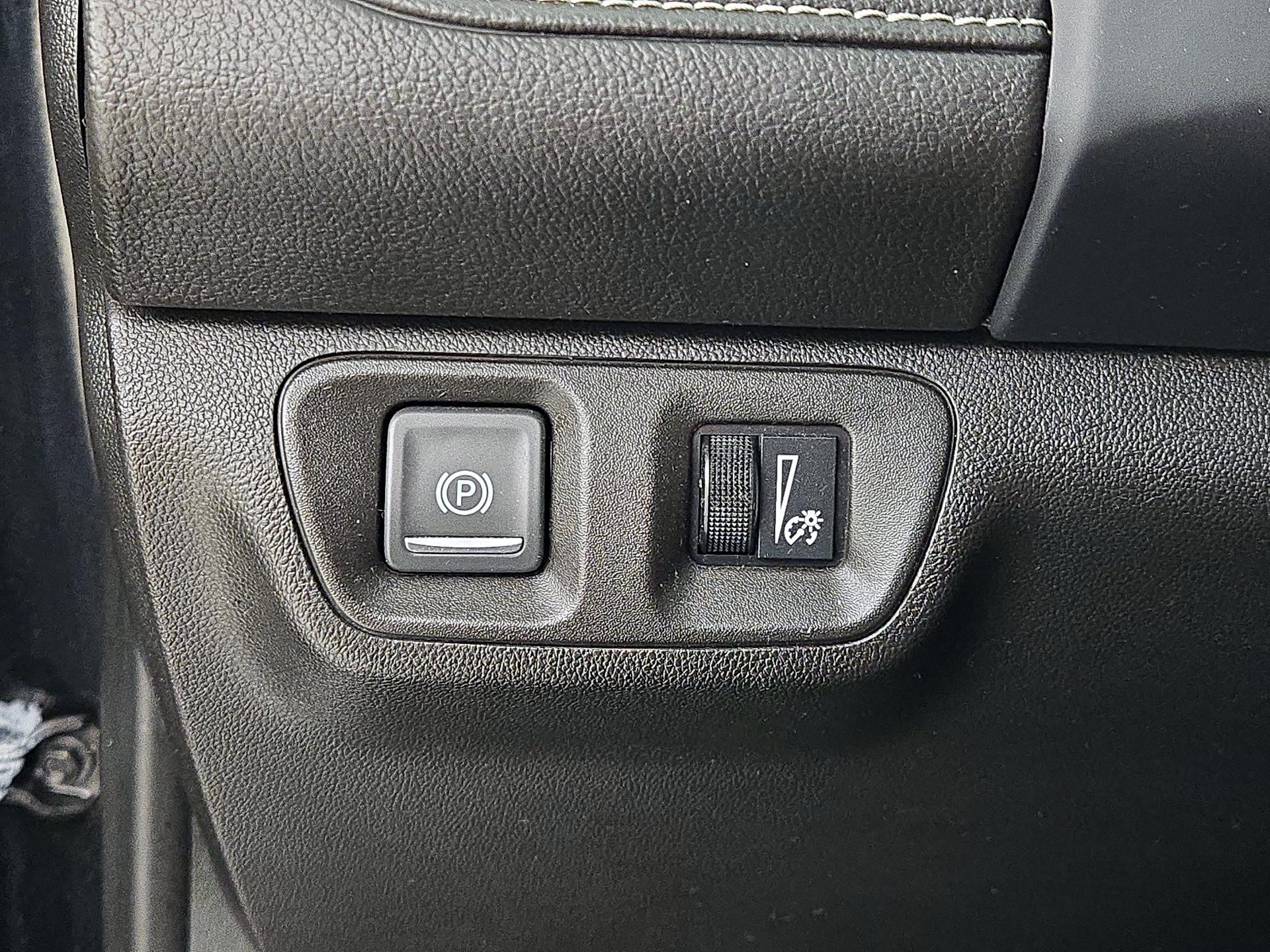 Thumbnail: 2023 GMC Acadia - 13