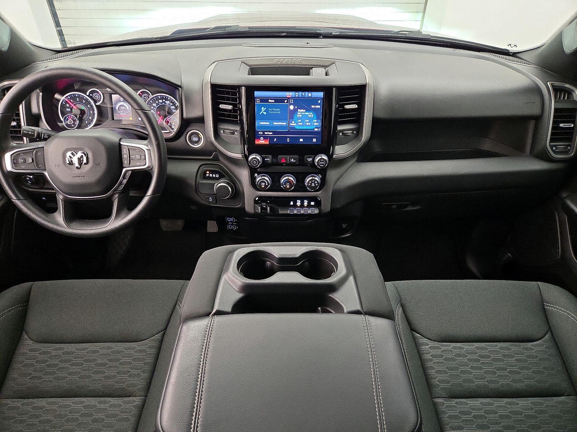 Thumbnail: 2025 RAM 1500 - 9