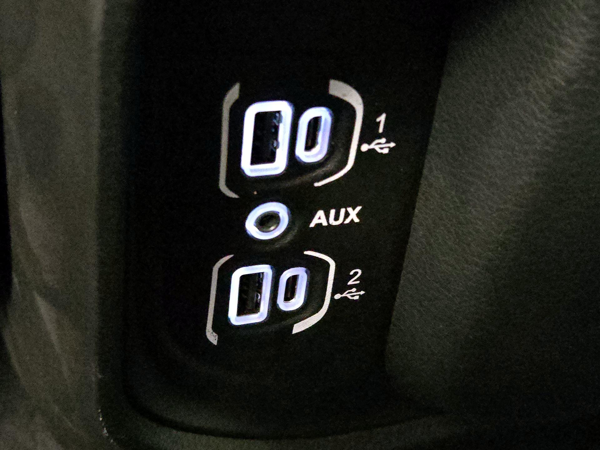 Thumbnail: 2025 RAM 1500 - 18