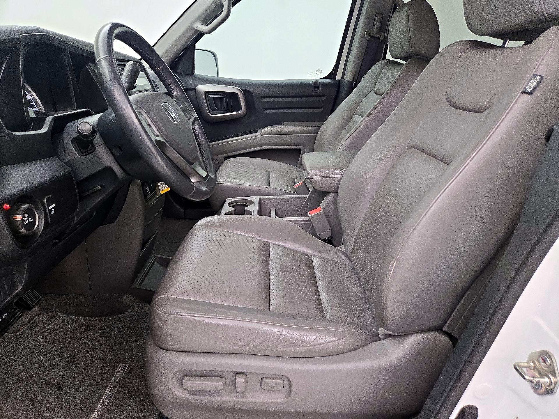 Thumbnail: 2014 Honda Ridgeline - 11