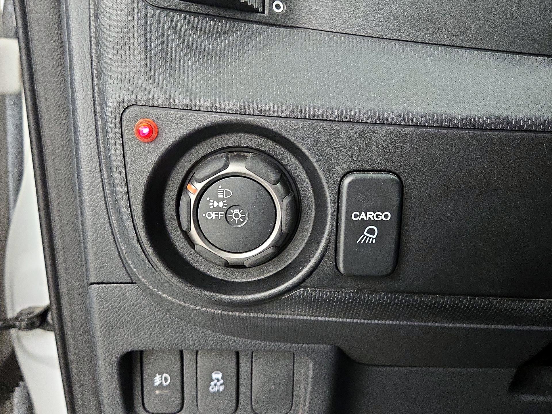 Thumbnail: 2014 Honda Ridgeline - 13