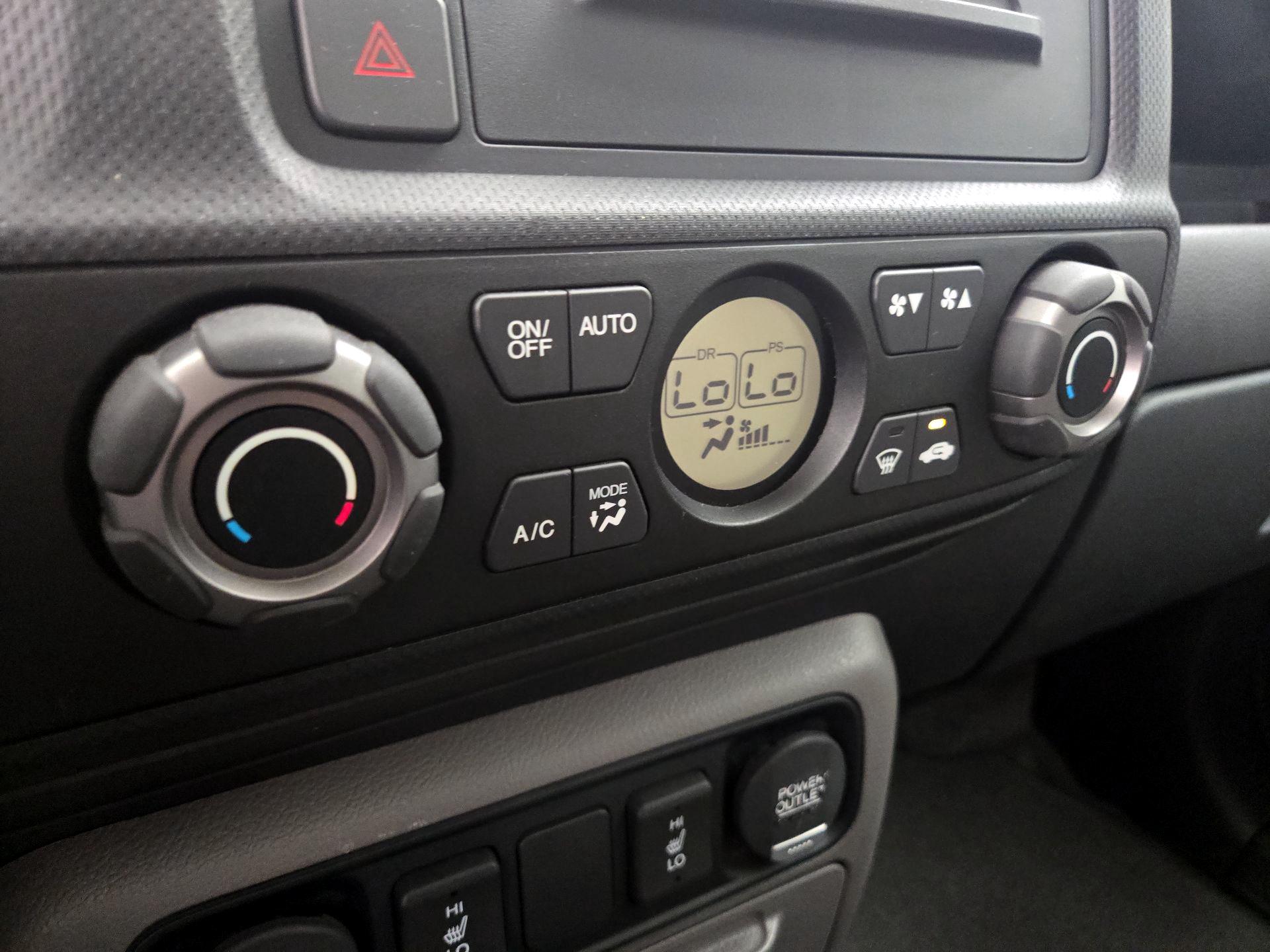 Thumbnail: 2014 Honda Ridgeline - 16