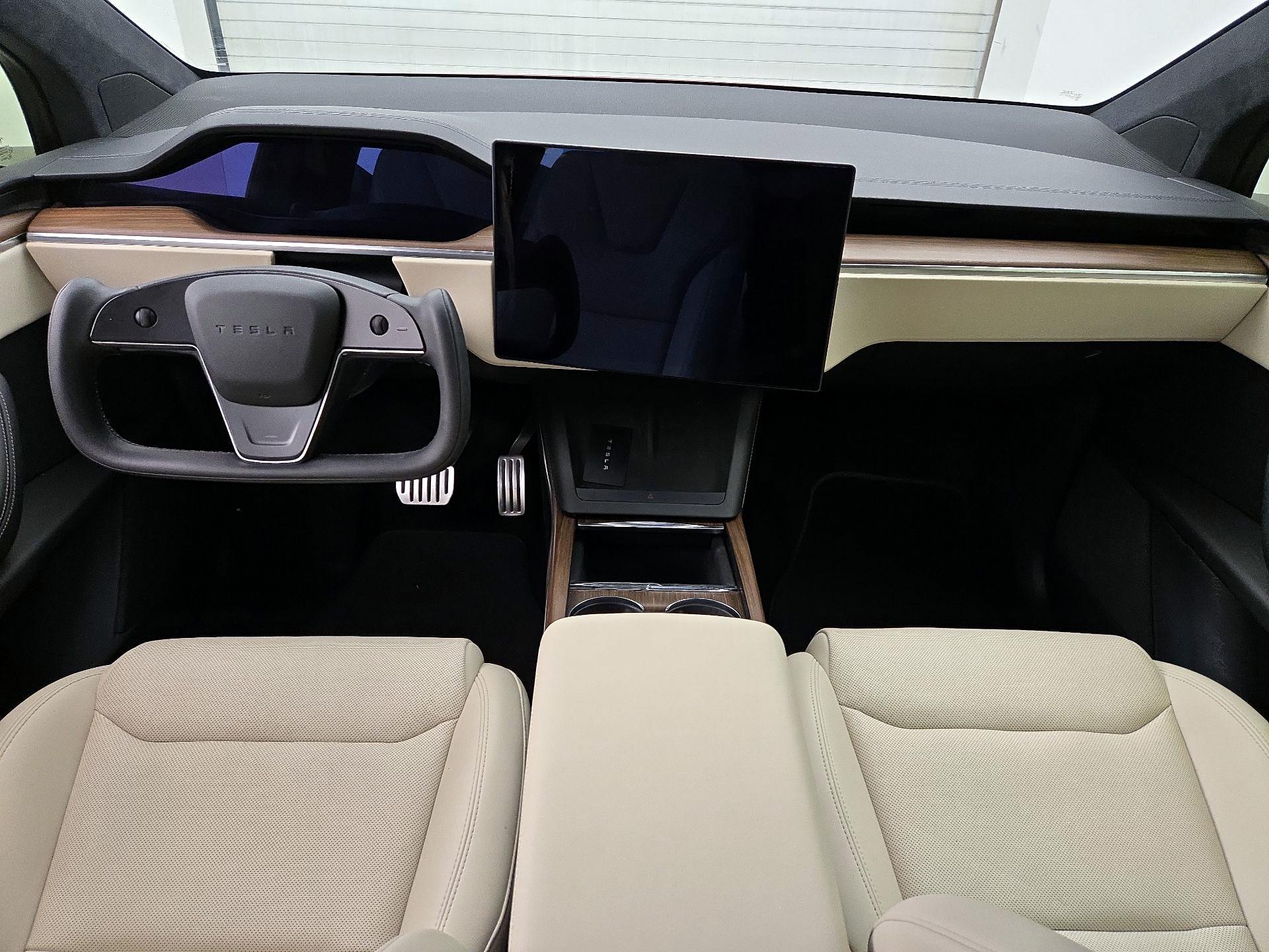 Thumbnail: 2023 Tesla Model X - 9