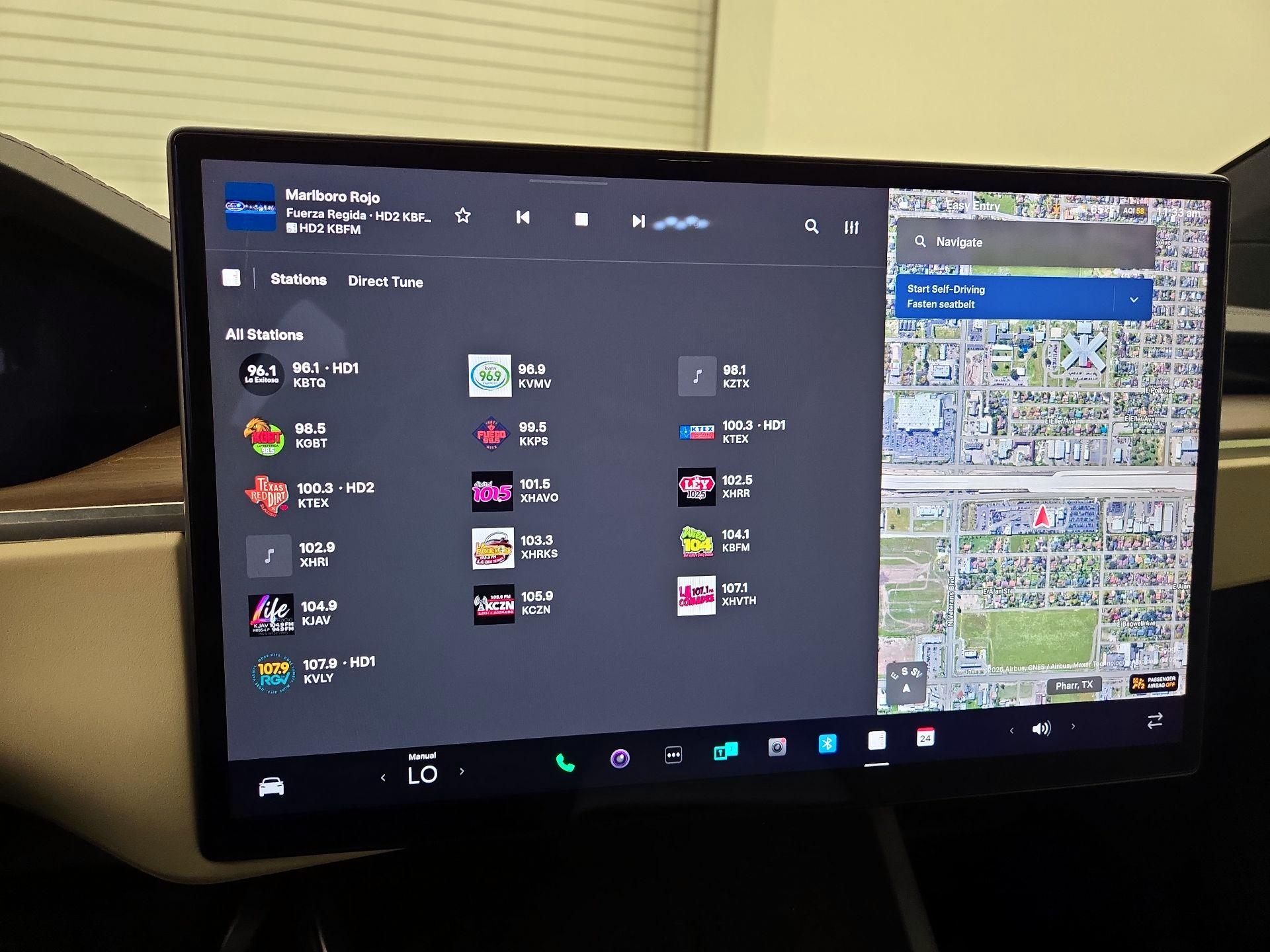 Thumbnail: 2023 Tesla Model X - 15