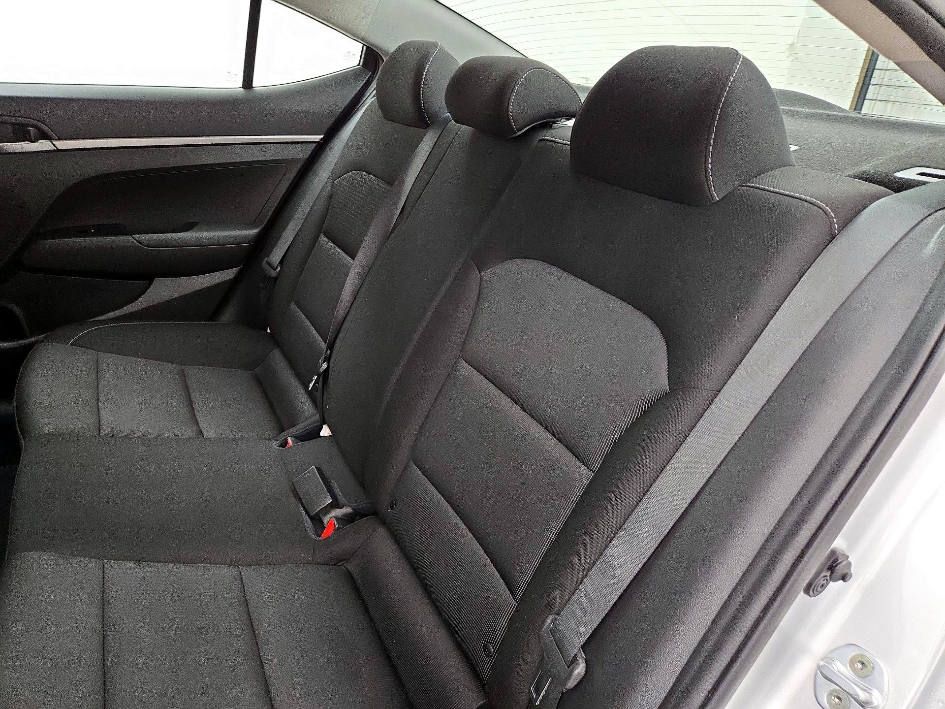 Thumbnail: 2018 Hyundai Elantra - 18