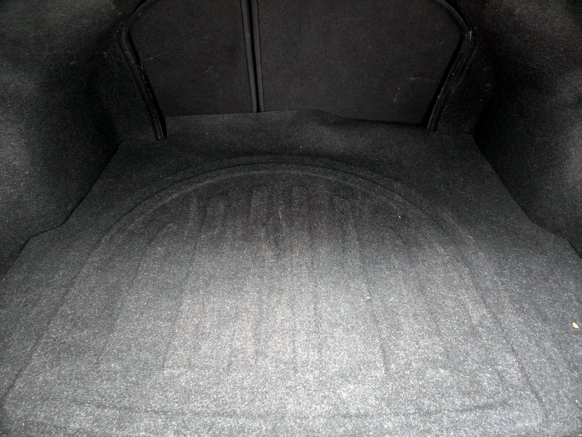 Thumbnail: 2018 Hyundai Elantra - 19