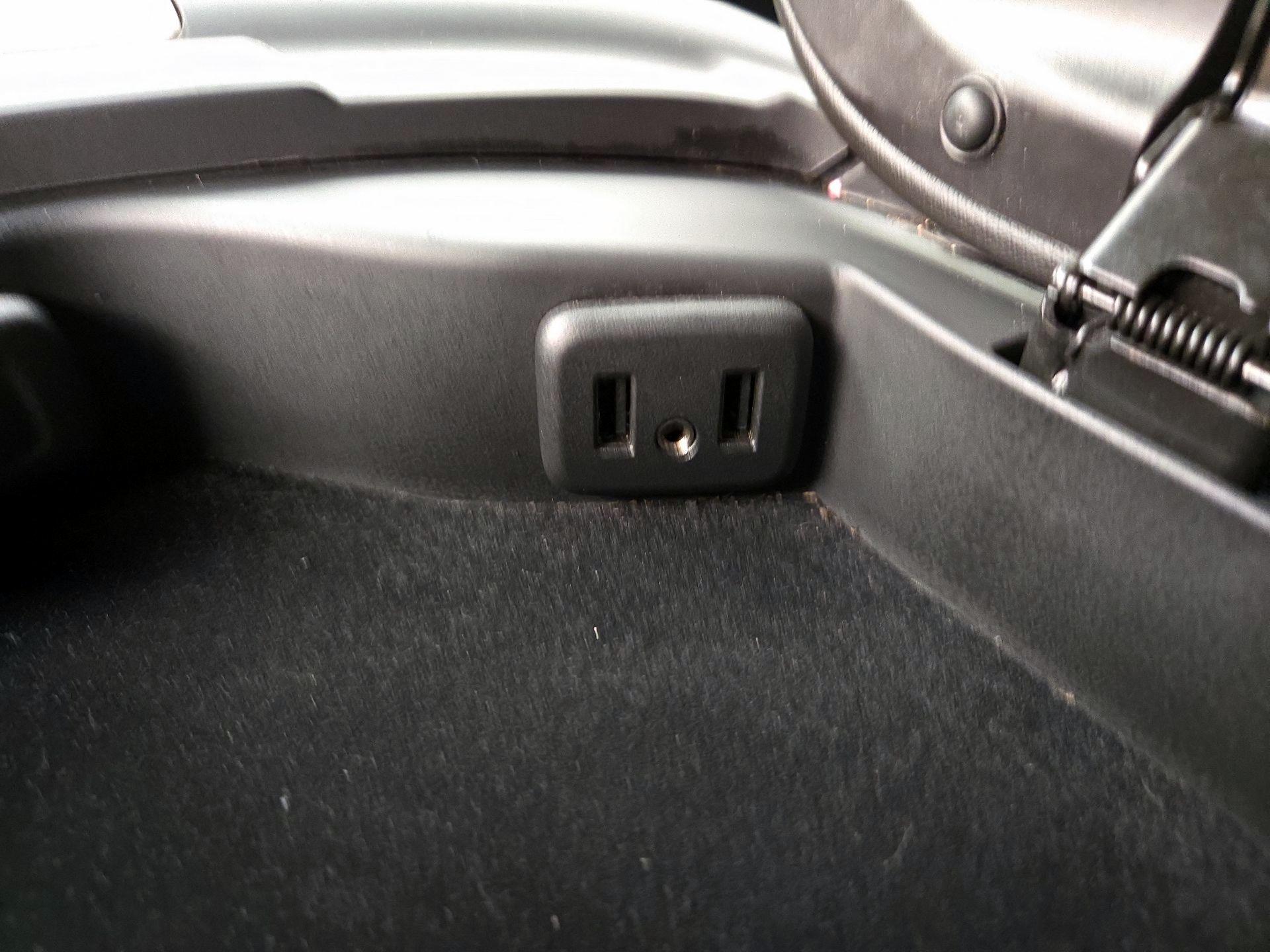 Thumbnail: 2018 Chevrolet Corvette - 18