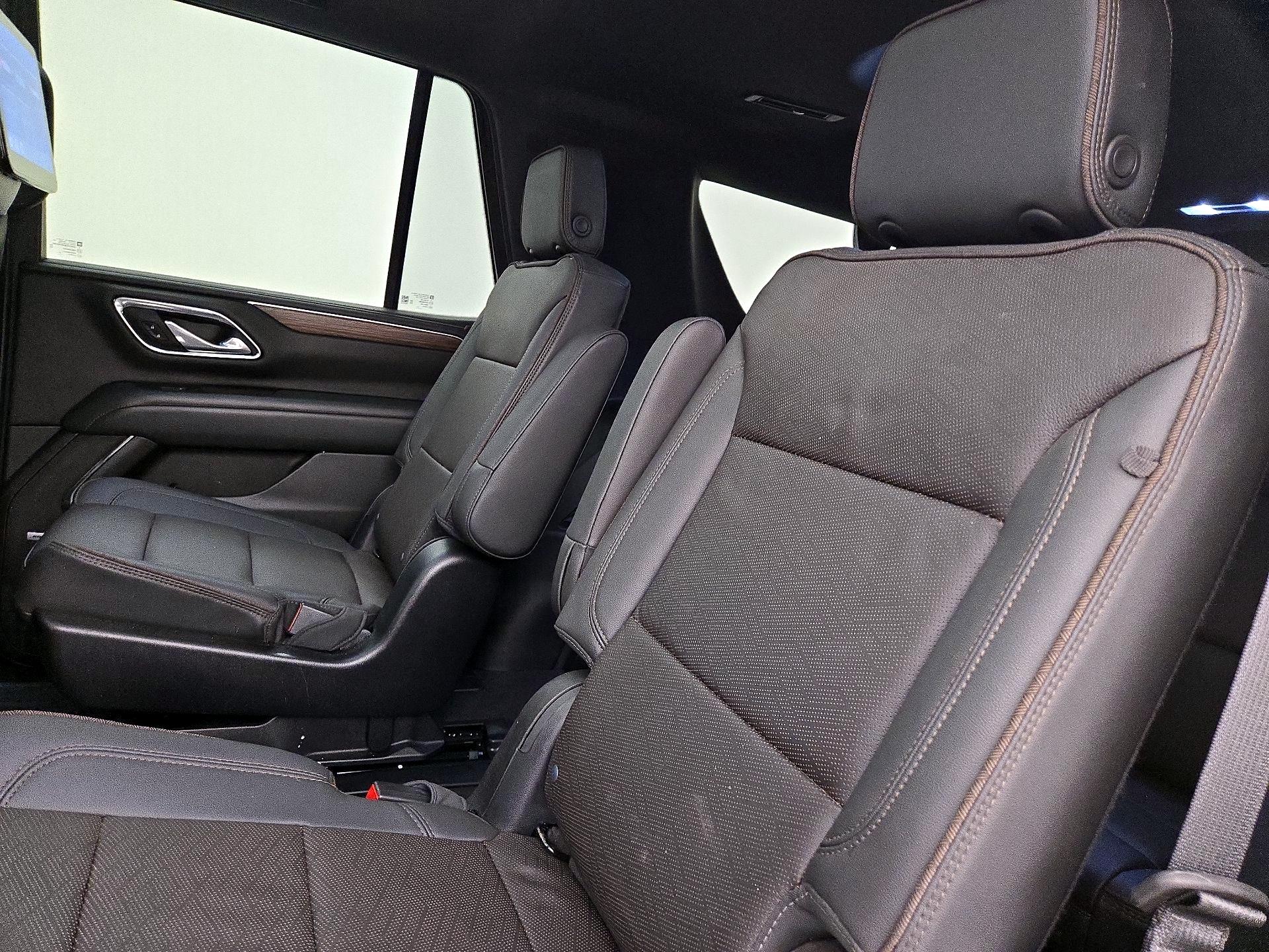 Thumbnail: 2023 Chevrolet Tahoe - 20