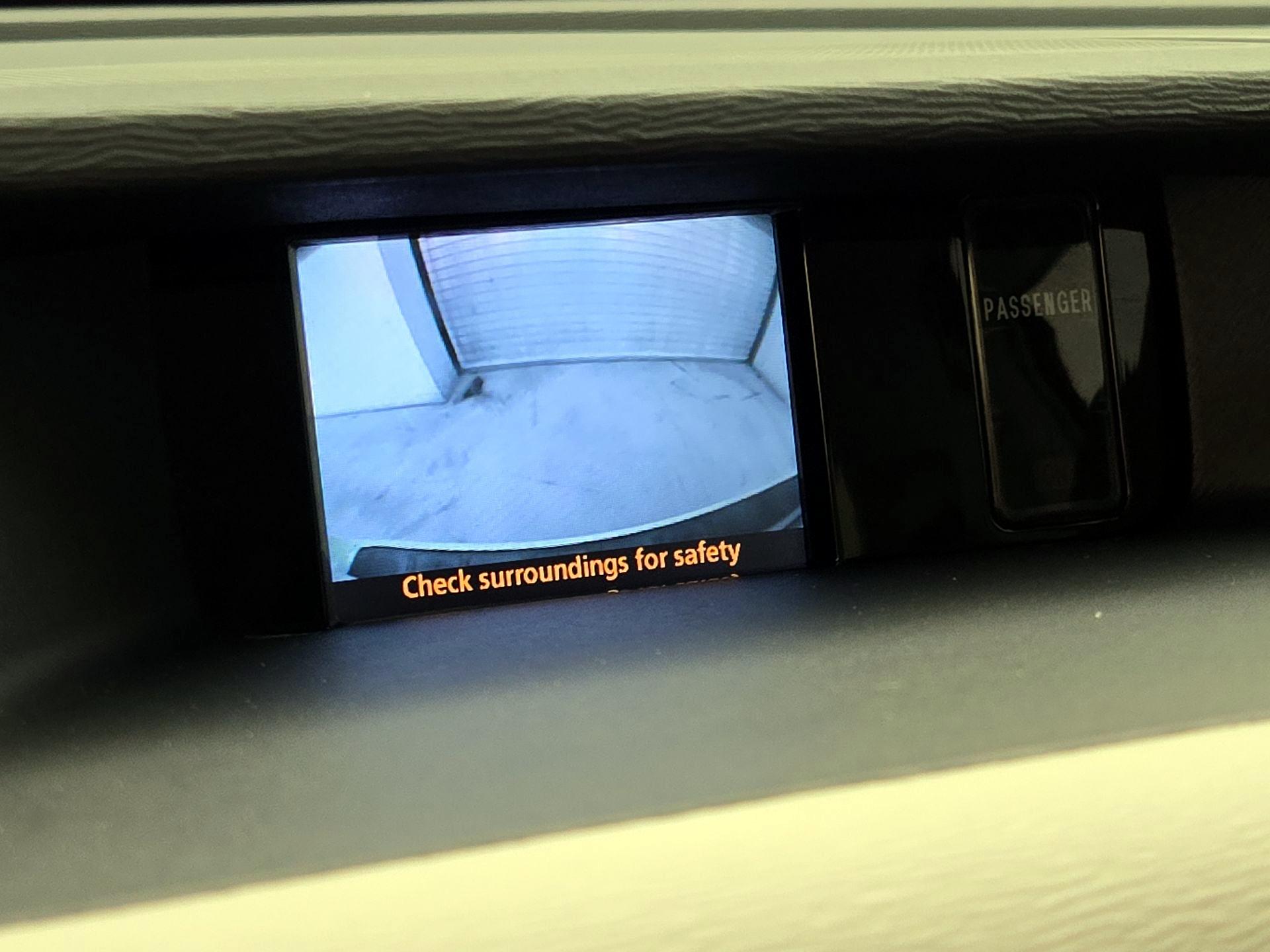 Thumbnail: 2014 Toyota Sienna - 14