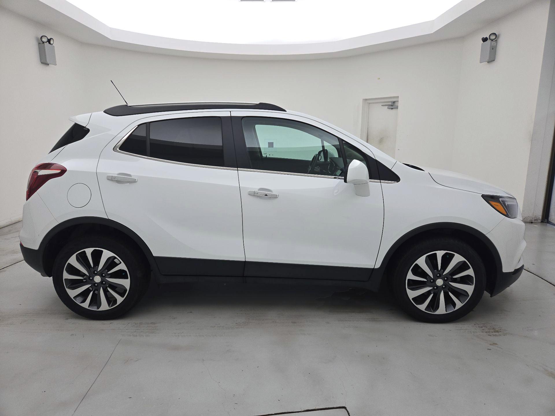 Thumbnail: 2021 Buick Encore - 4