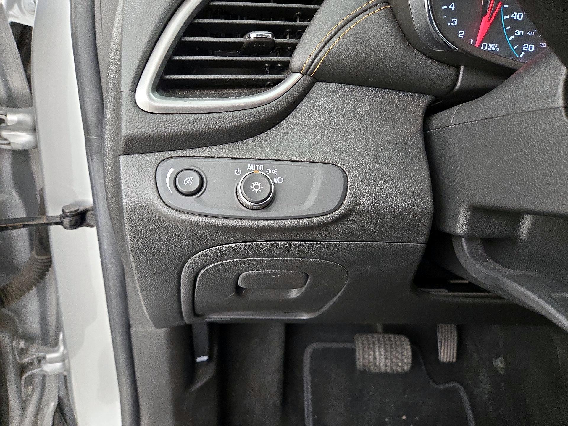 Thumbnail: 2021 Chevrolet Trax - 13