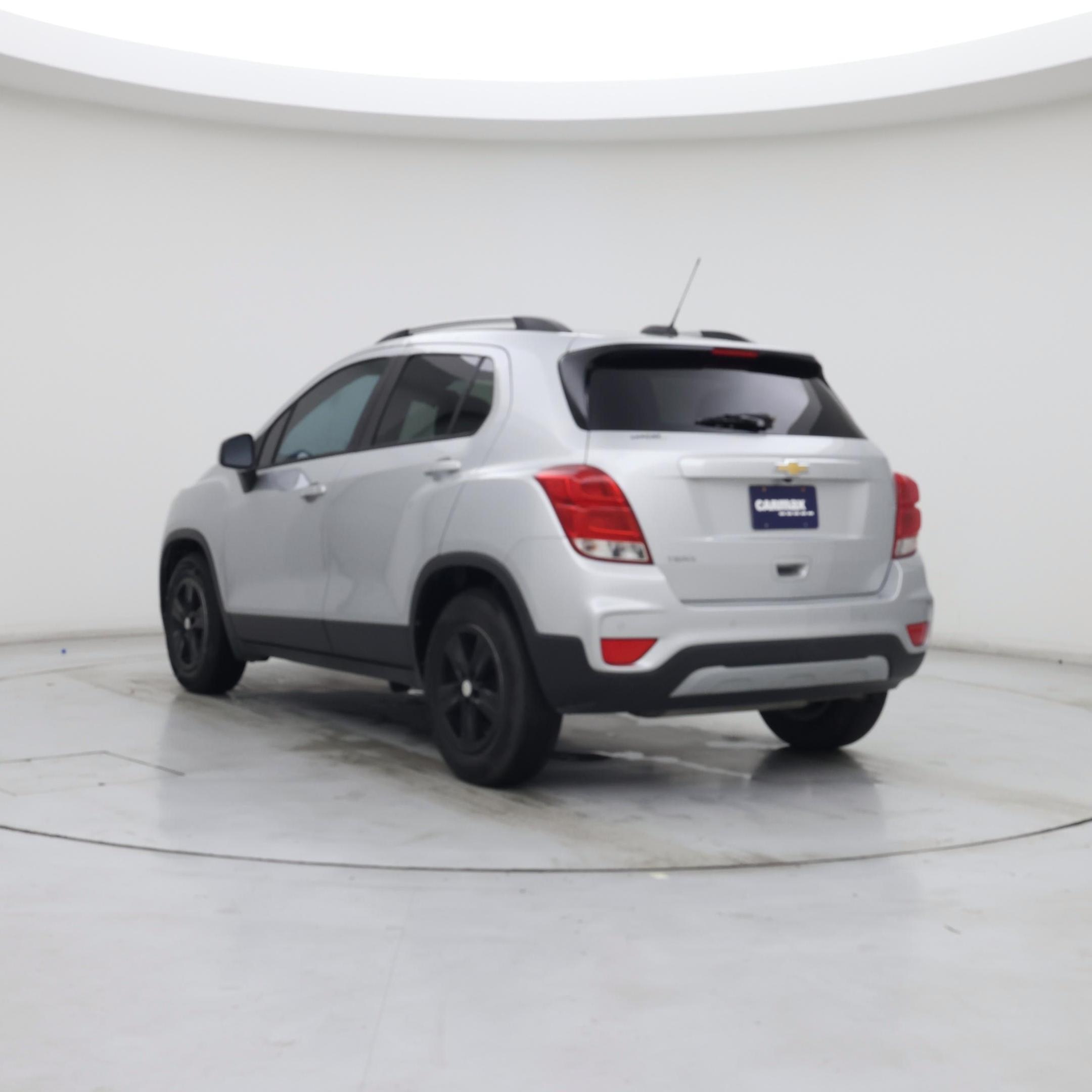 Thumbnail: 2021 Chevrolet Trax - 2