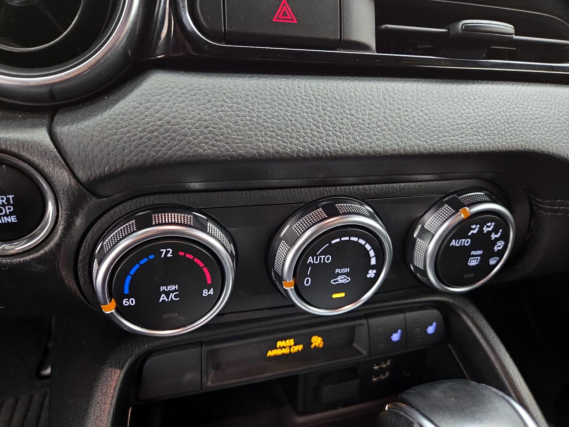 Thumbnail: 2018 Fiat 124 Spider - 16