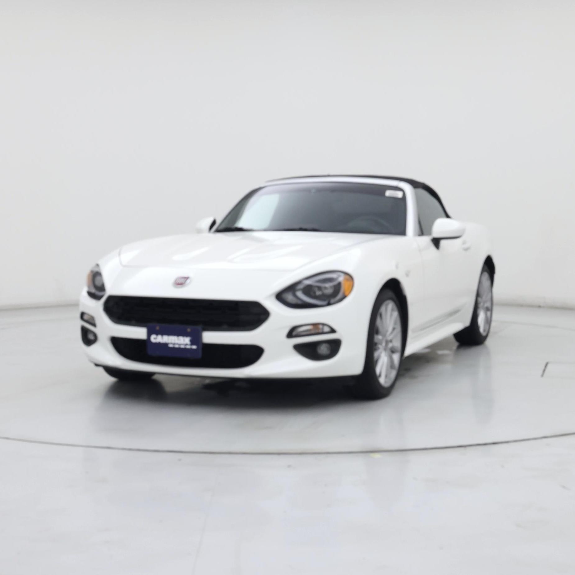 Thumbnail: 2018 Fiat 124 Spider - 4