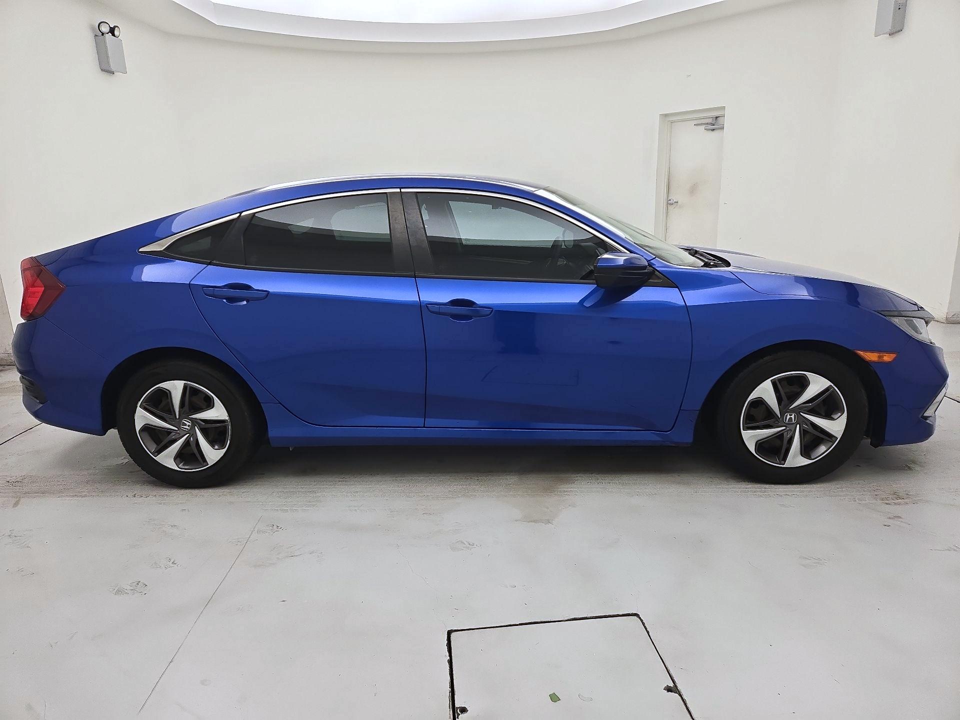 Thumbnail: 2019 Honda Civic - 4