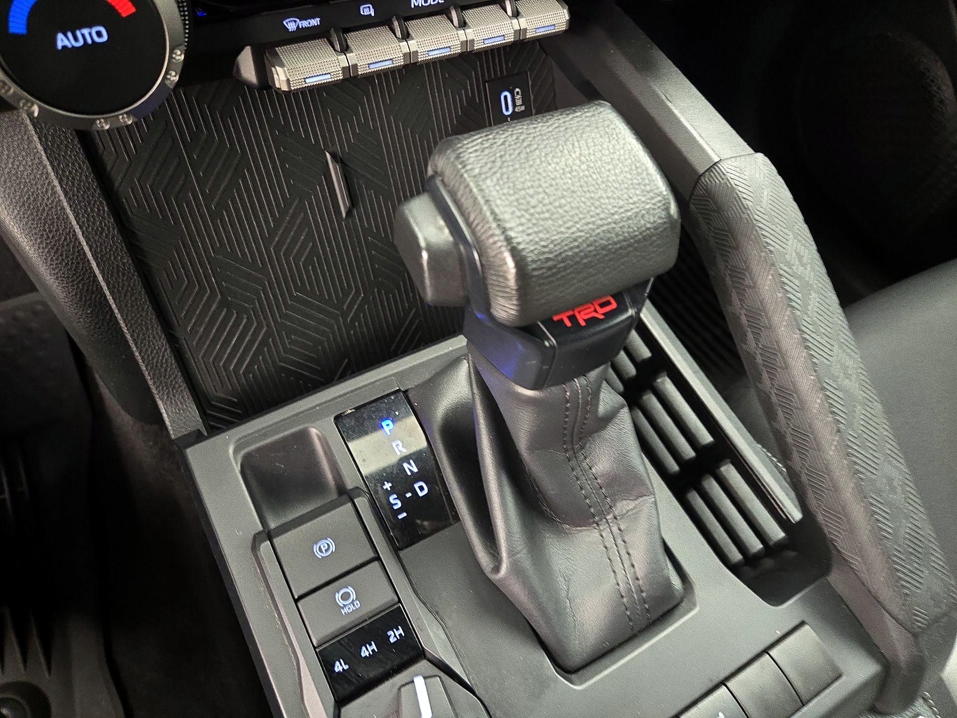 Thumbnail: 2024 Toyota Tacoma - 17