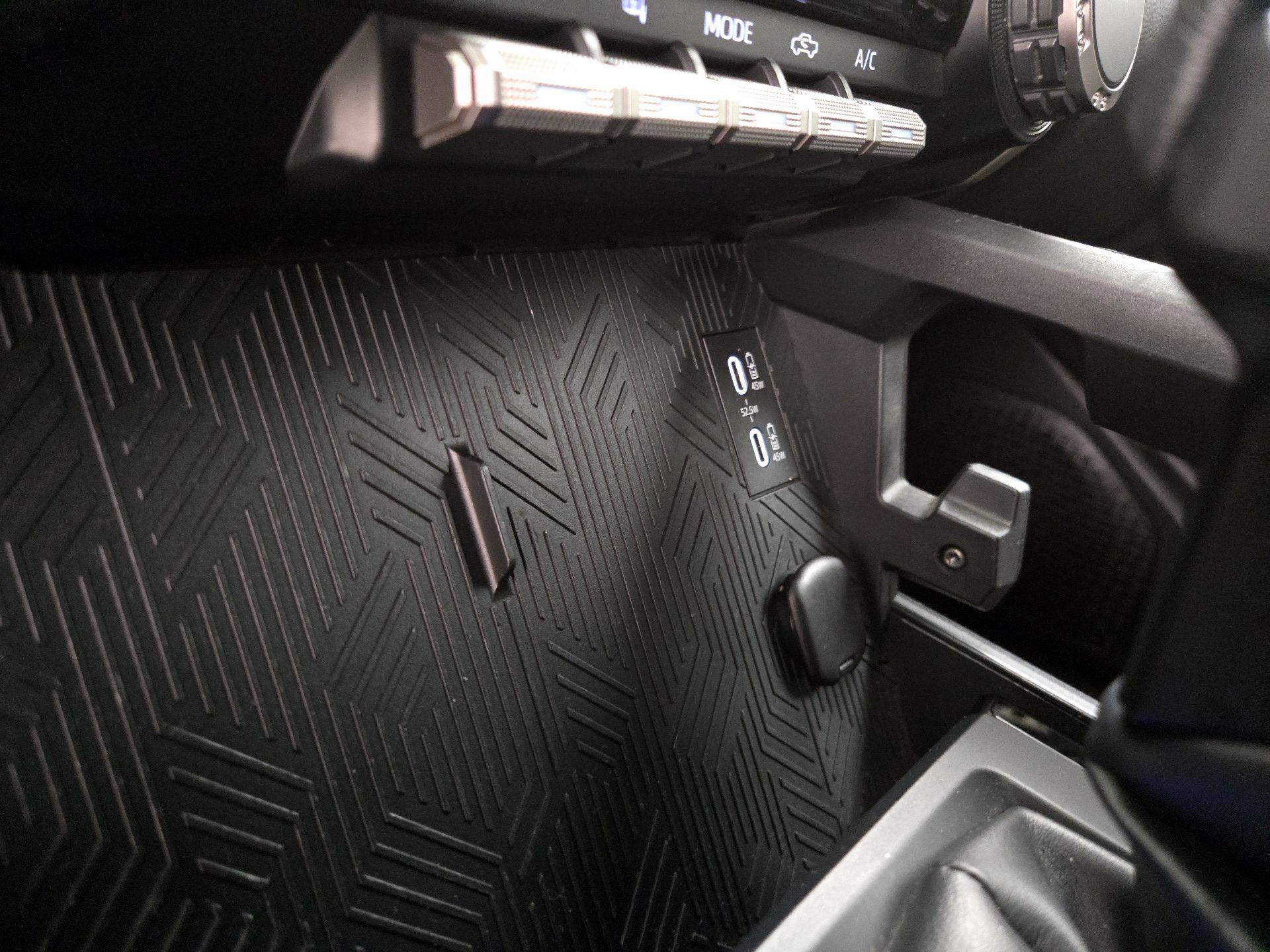 Thumbnail: 2024 Toyota Tacoma - 18