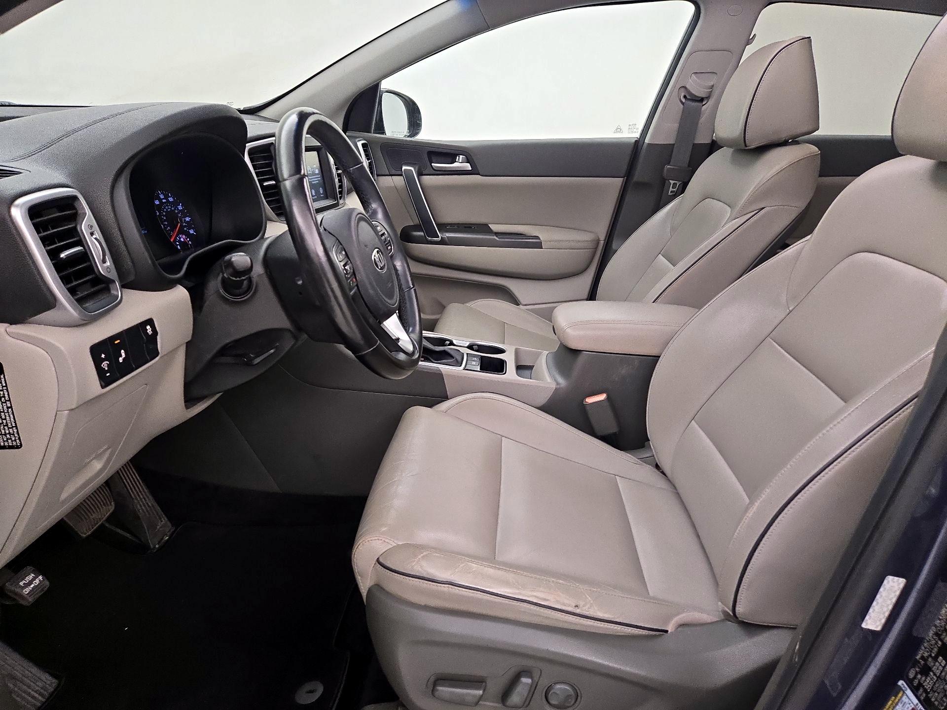 Thumbnail: 2017 Kia Sportage - 11