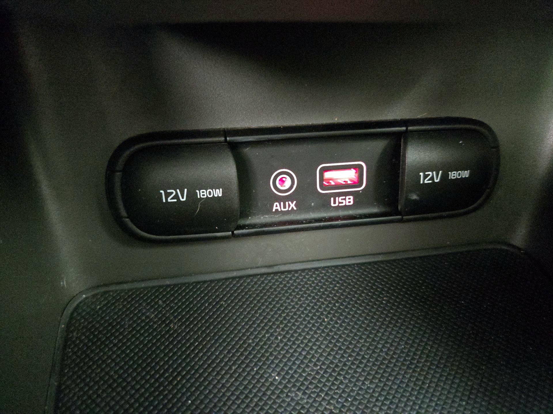 Thumbnail: 2017 Kia Sportage - 18