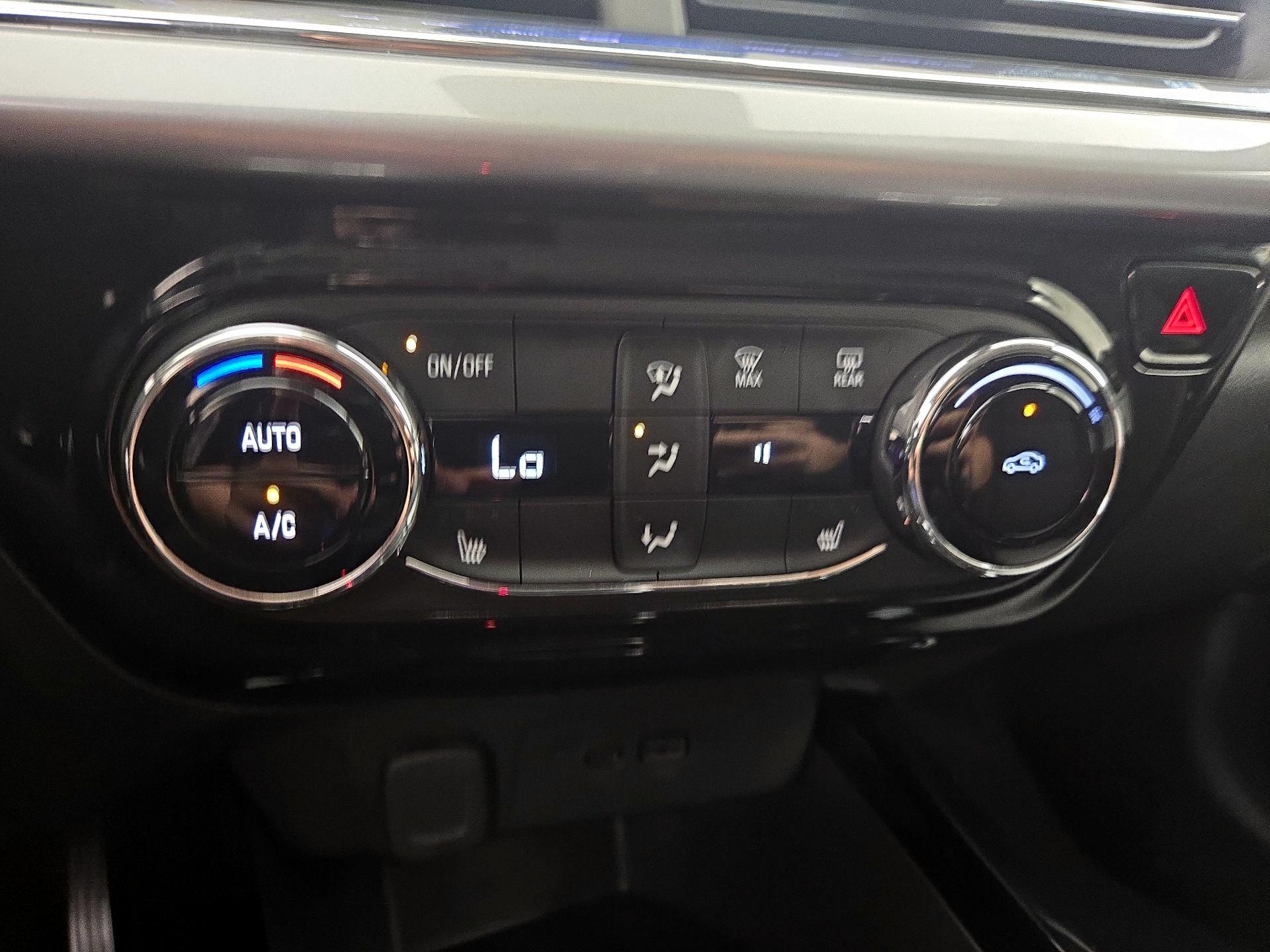 Thumbnail: 2025 Chevrolet Trax - 14