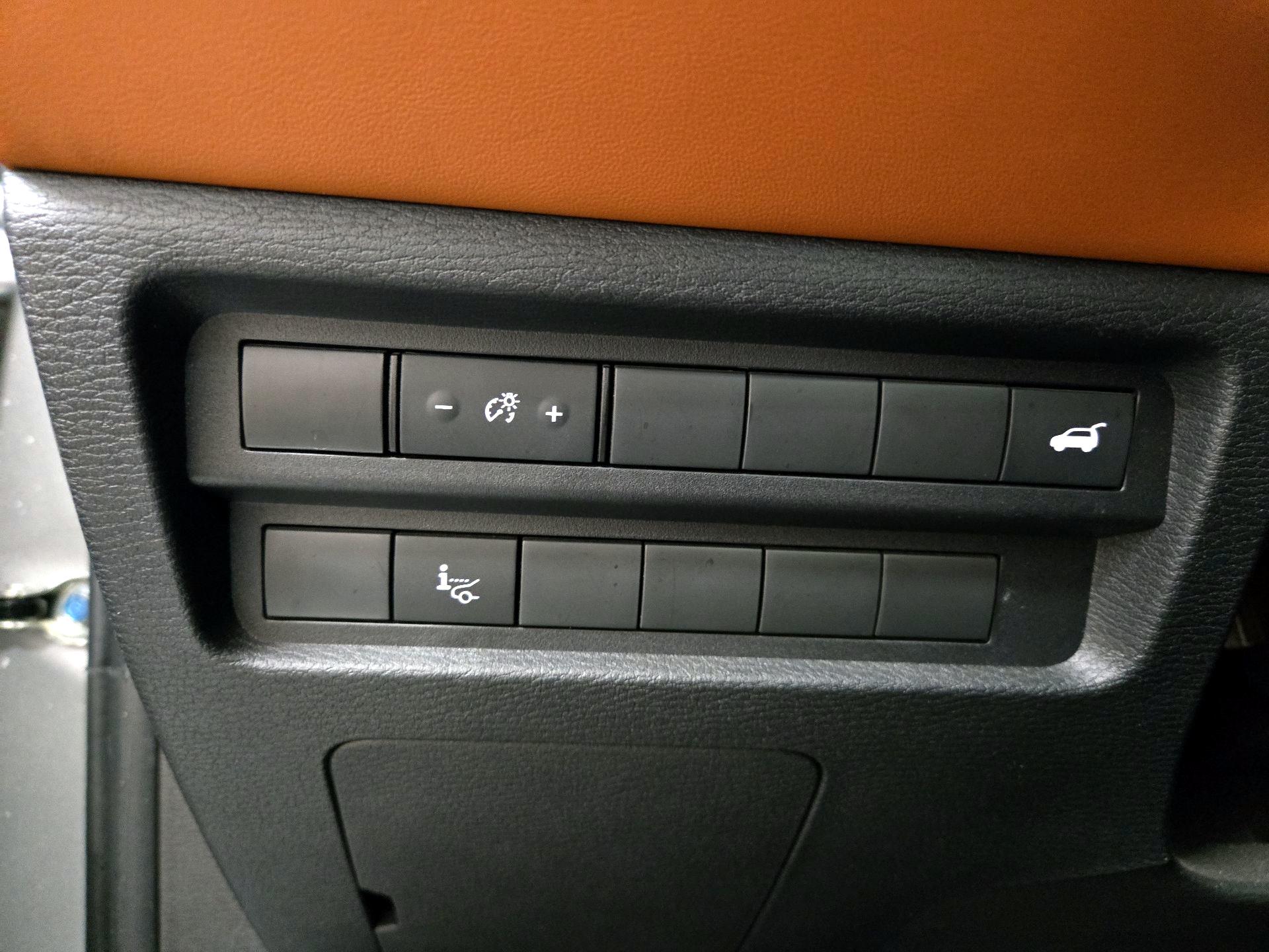 Thumbnail: 2022 Mitsubishi Outlander - 13