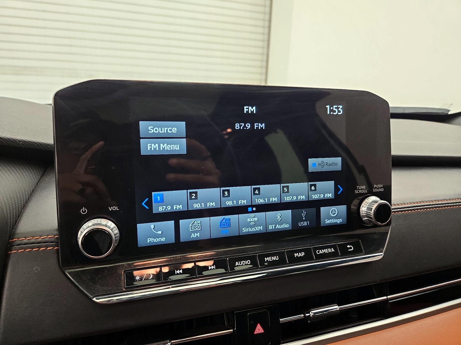 Thumbnail: 2022 Mitsubishi Outlander - 16