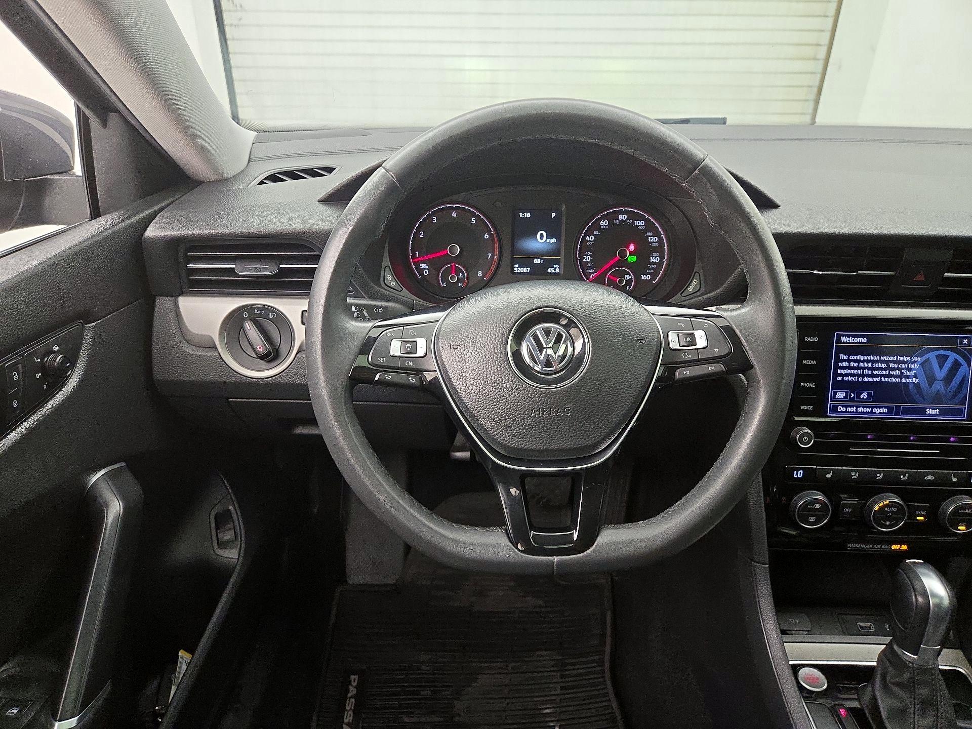 Thumbnail: 2021 Volkswagen Passat - 10