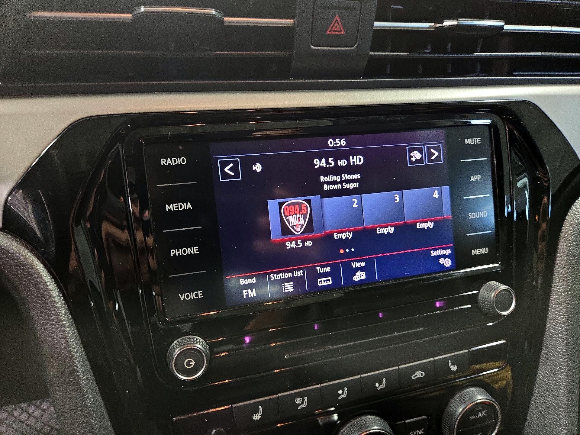 Thumbnail: 2021 Volkswagen Passat - 15