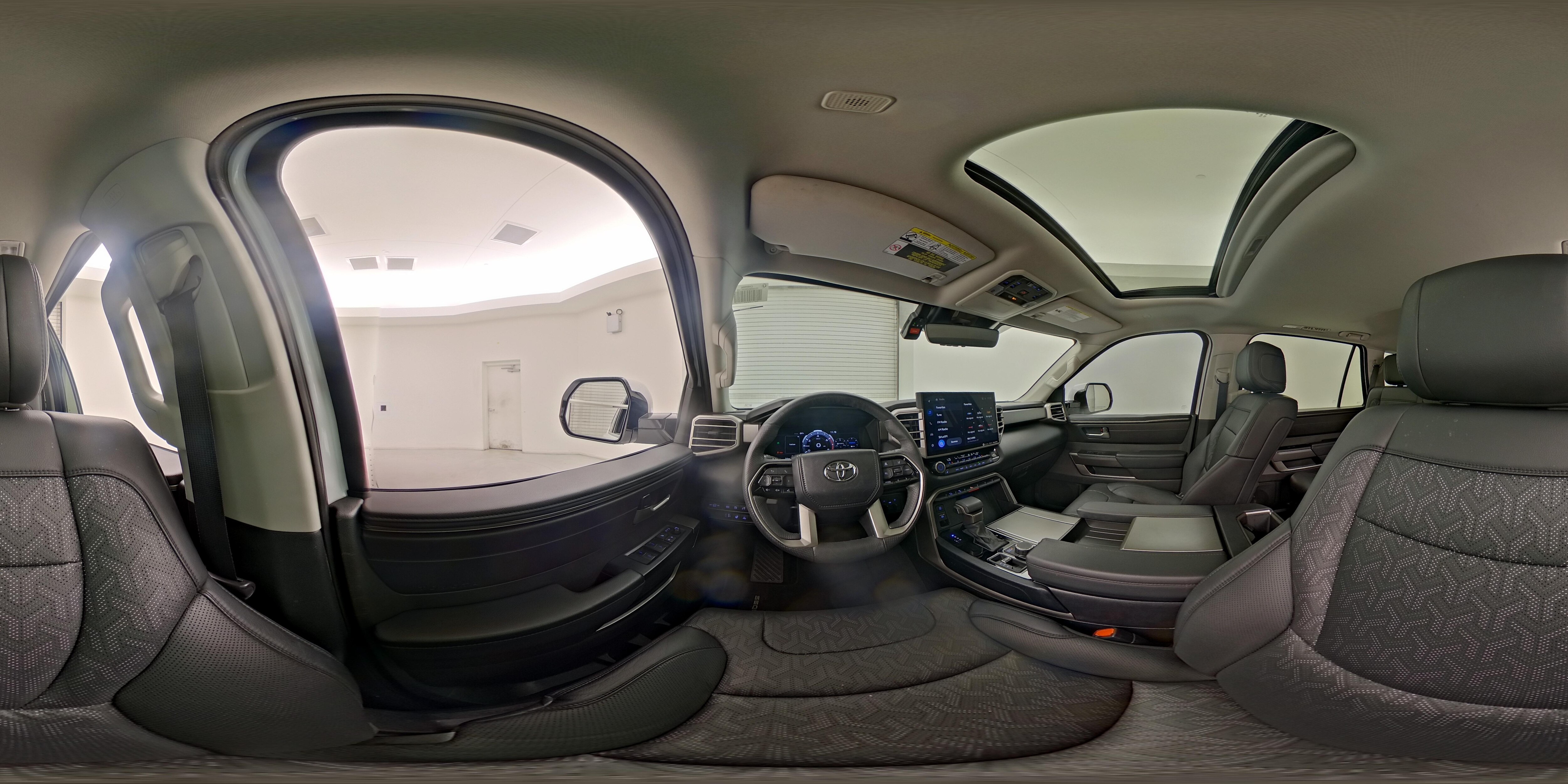 2024 Toyota Sequoia SR5 - Photo 29