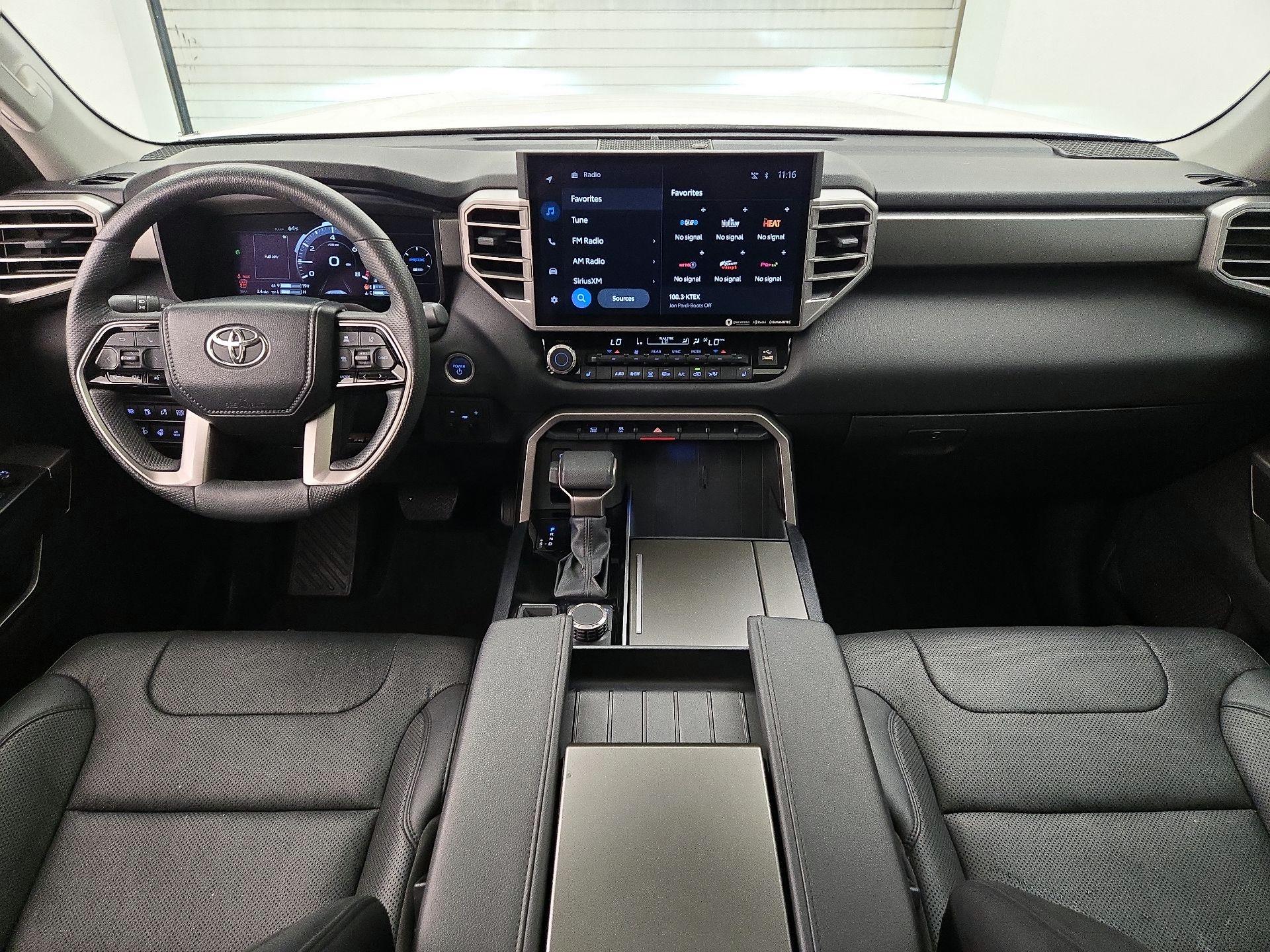 Thumbnail: 2024 Toyota Sequoia - 9