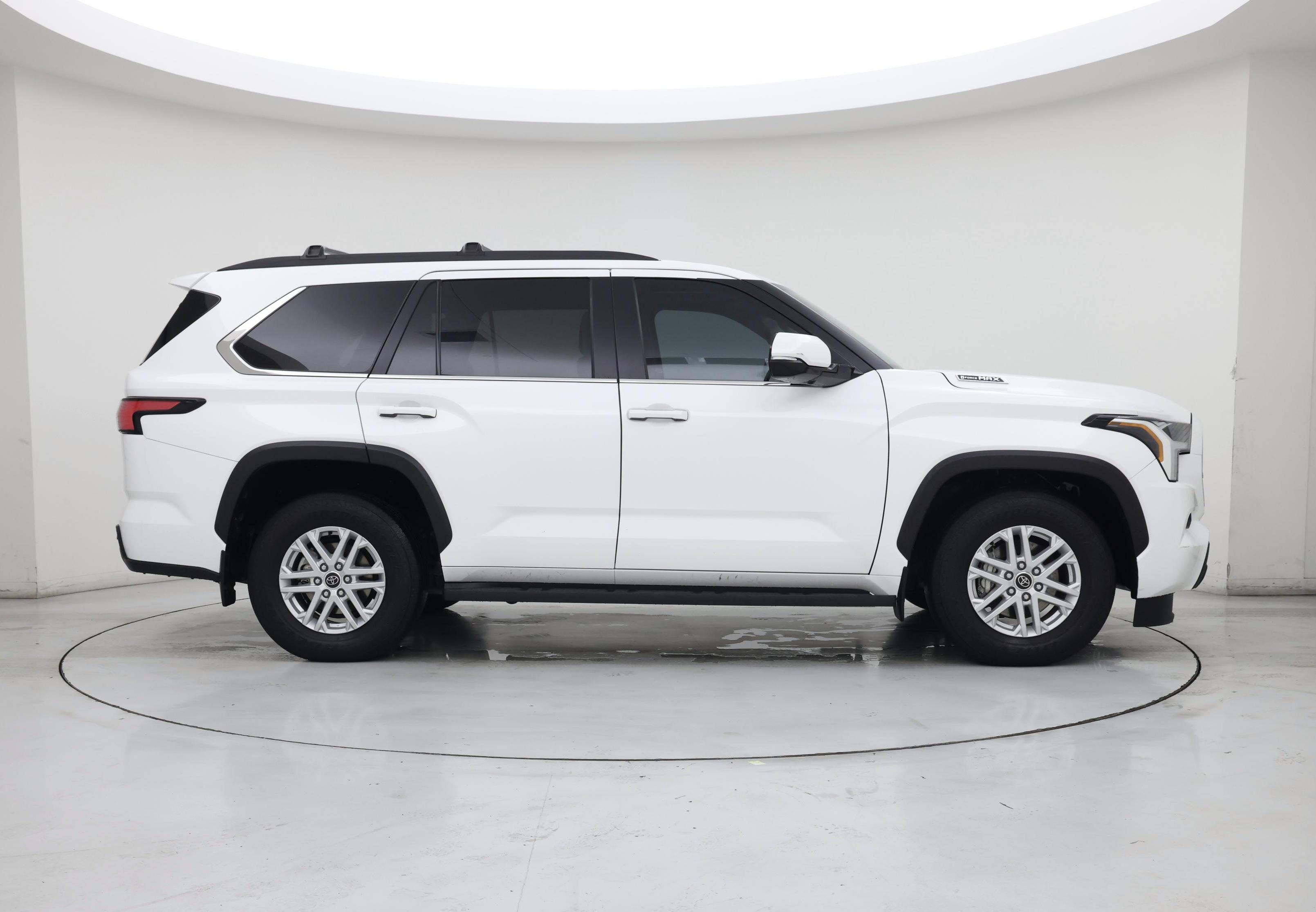 Thumbnail: 2024 Toyota Sequoia - 7